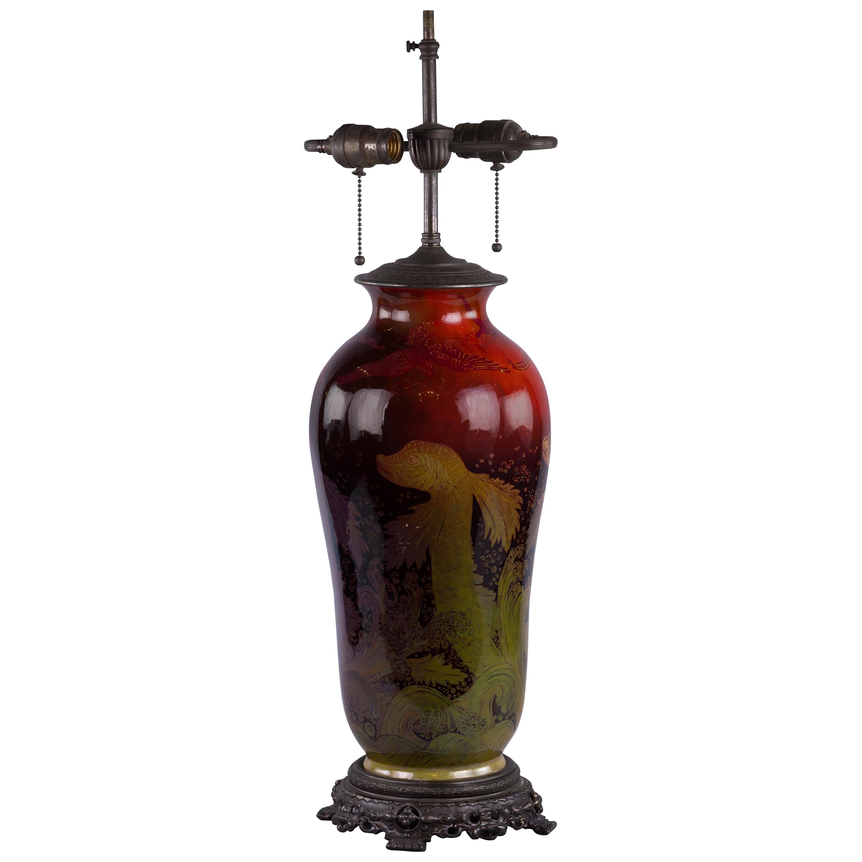 Vaso inglese in porcellana a lustro Arts & Crafts montato come lampada, circa 1900