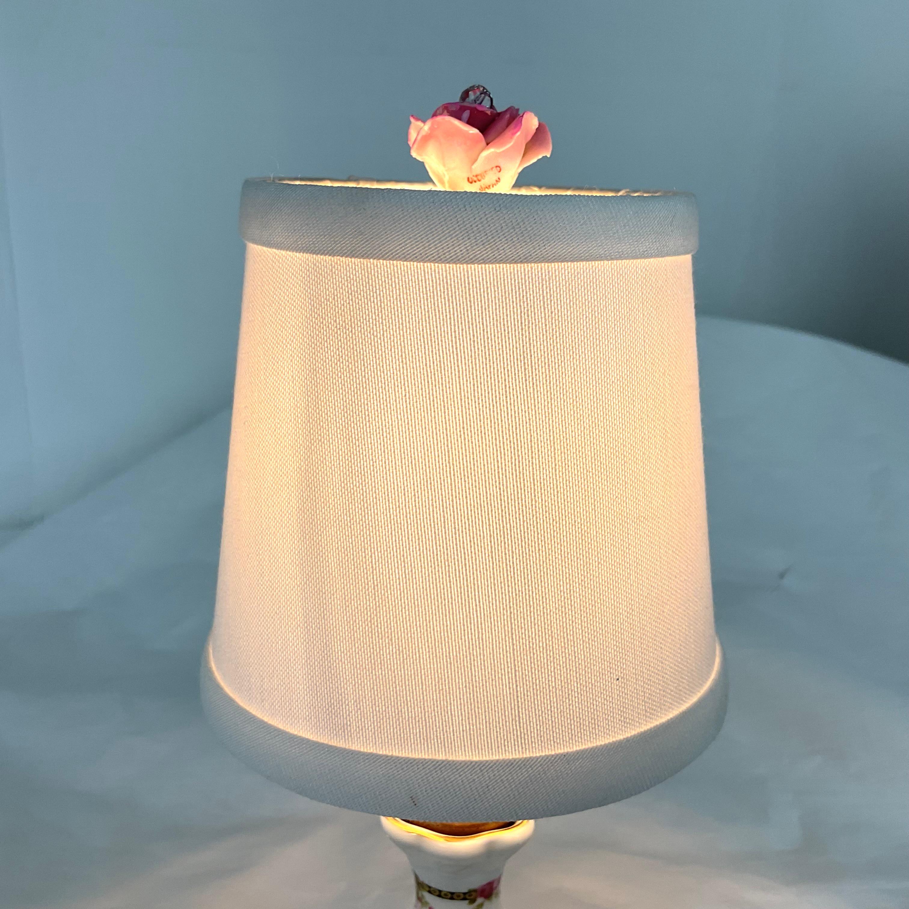 Mid-20th Century English Porcelain Mini Lamp For Sale