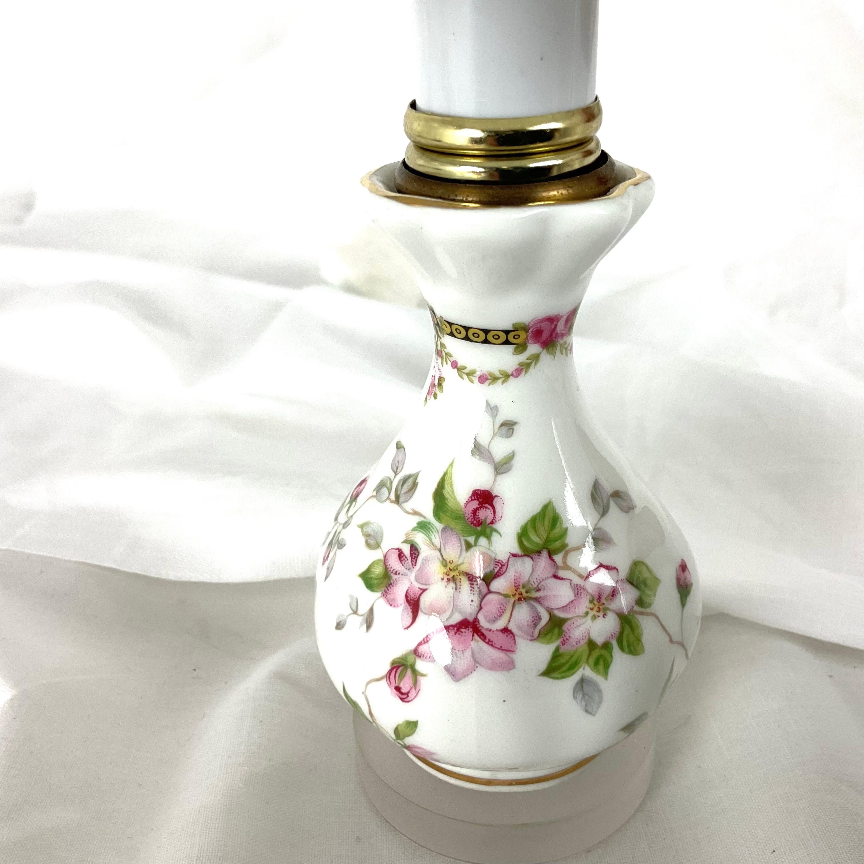 English Porcelain Mini Lamp For Sale 3