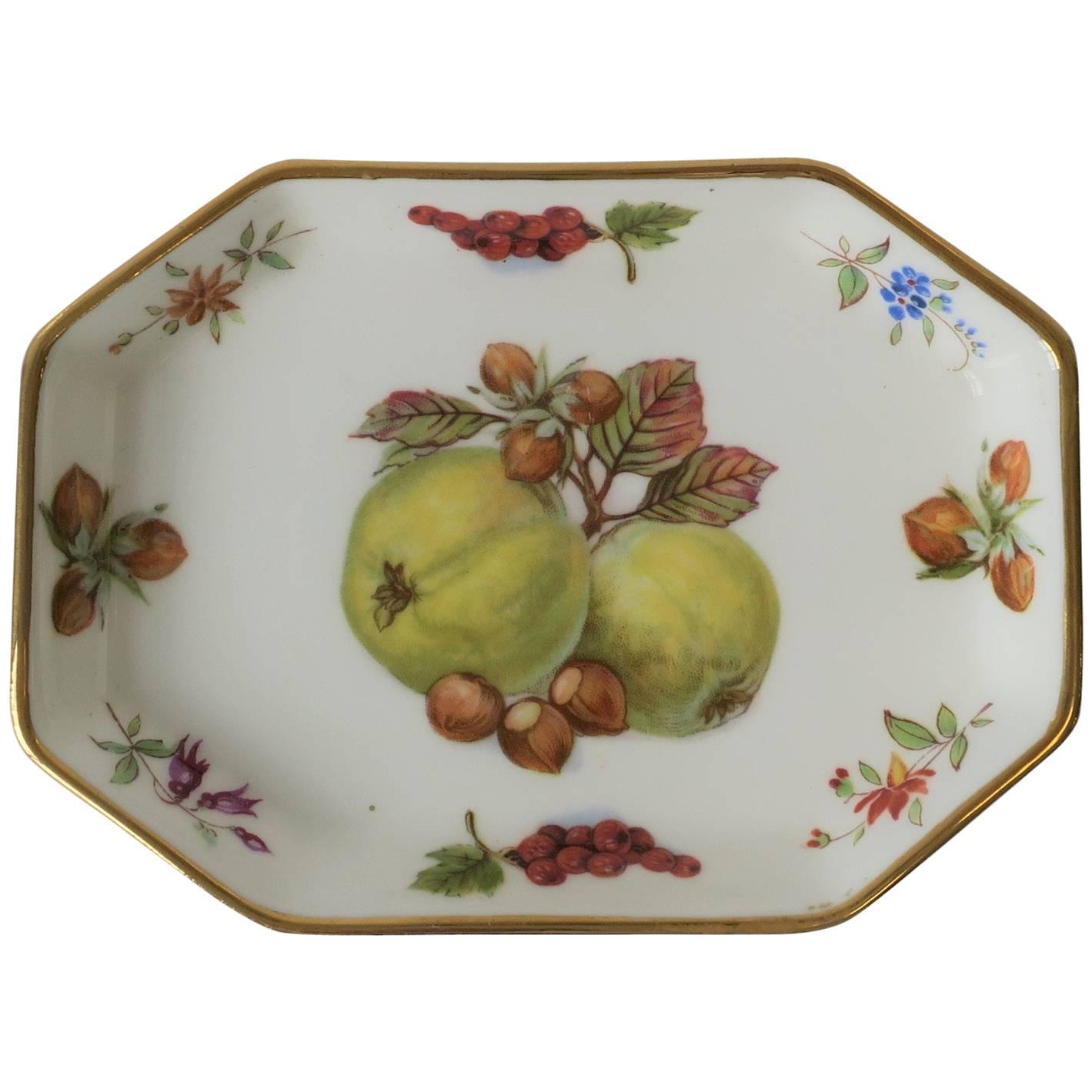 Plat à bijoux en porcelaine anglaise à motif de fruits par Hammersley