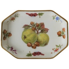 Plat à bijoux en porcelaine anglaise à motif de fruits par Hammersley