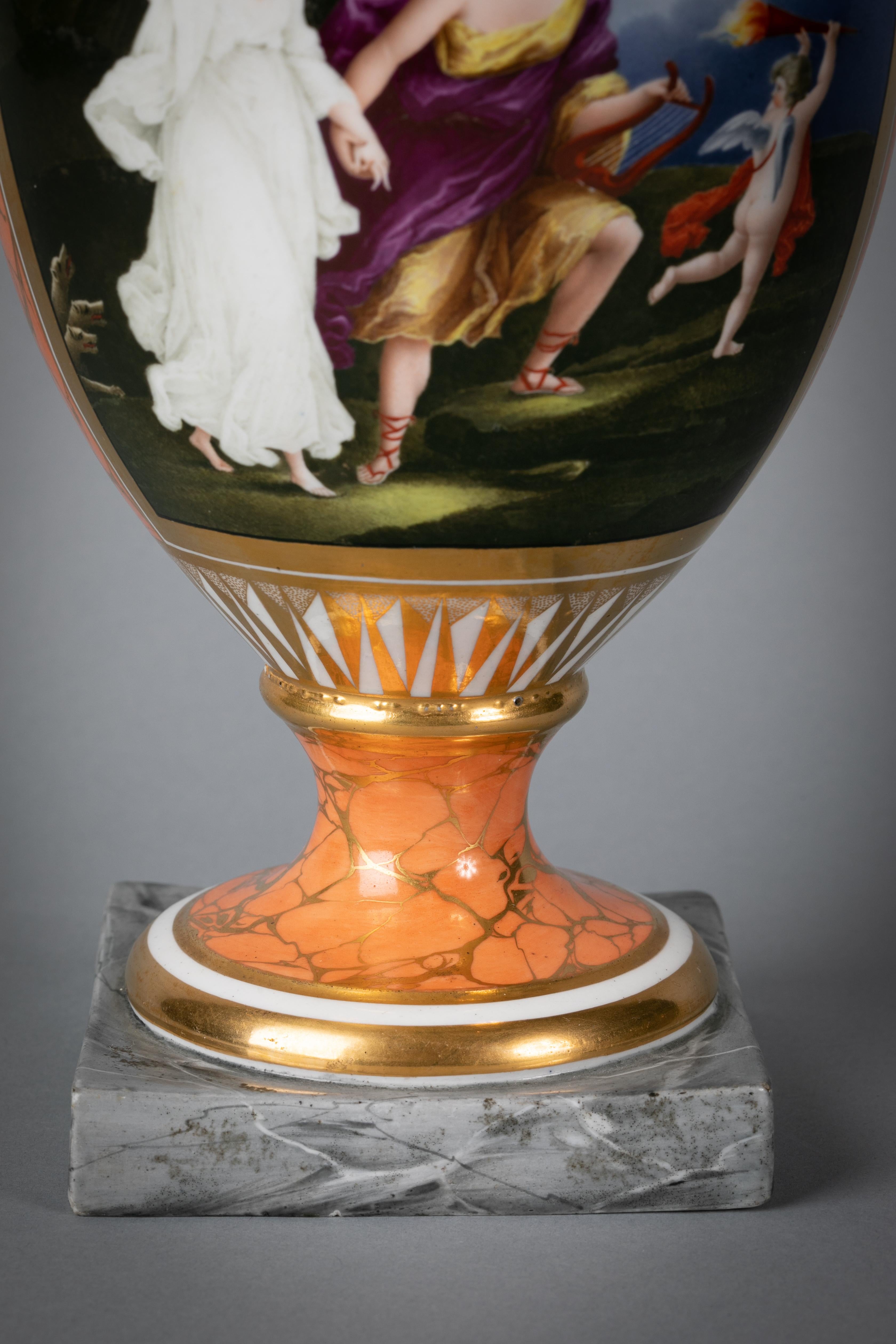 English Porcelain Orange Ground Vase, Chamberlain's Worcester, circa 1800 For Sale 2