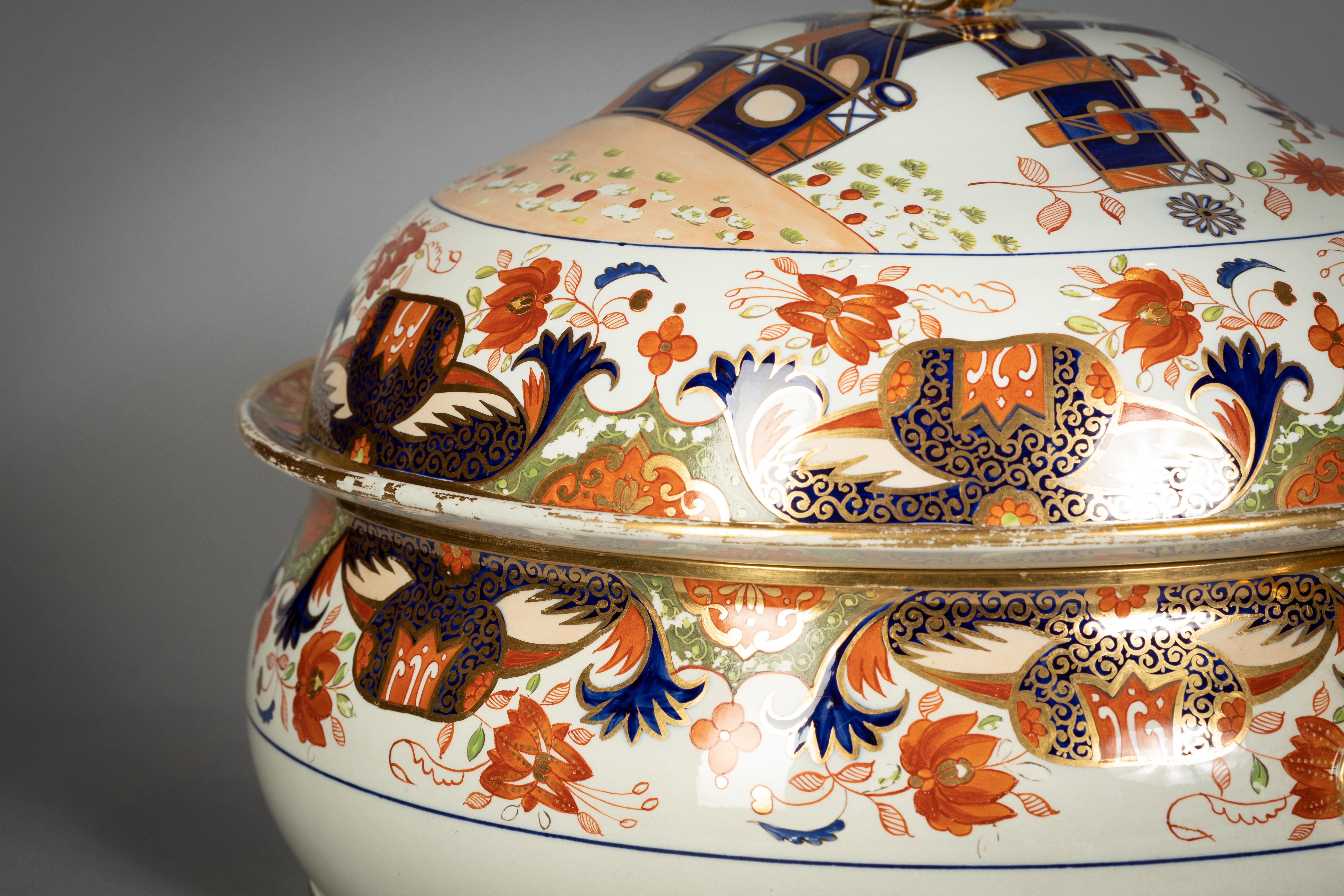 Porcellana Zuppiera di porcellana inglese Palatial, Wedgwood, 1820 circa in vendita
