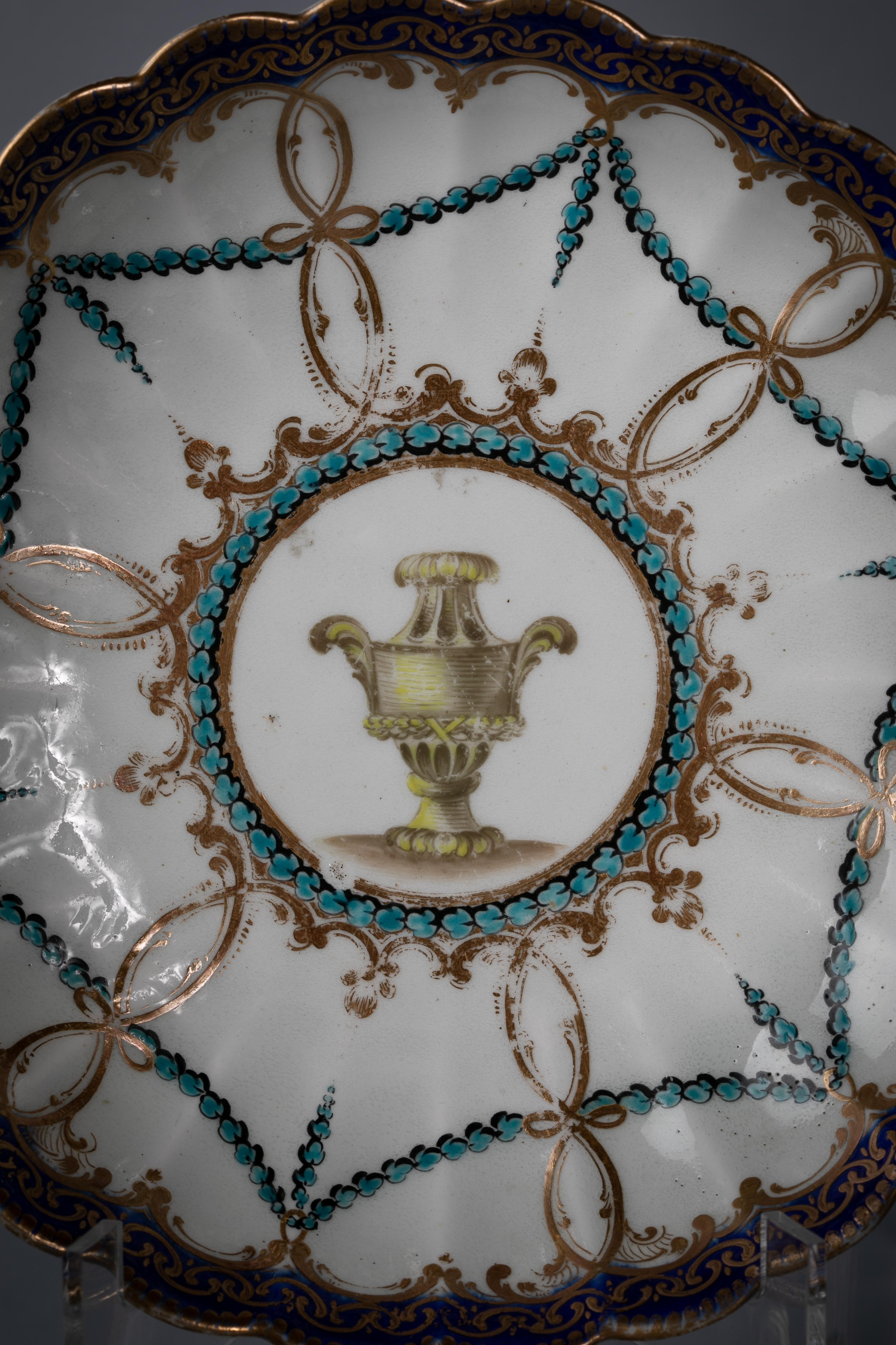 English Porcelain Part Set Tea Service, Worcester, circa 1770 For Sale 2