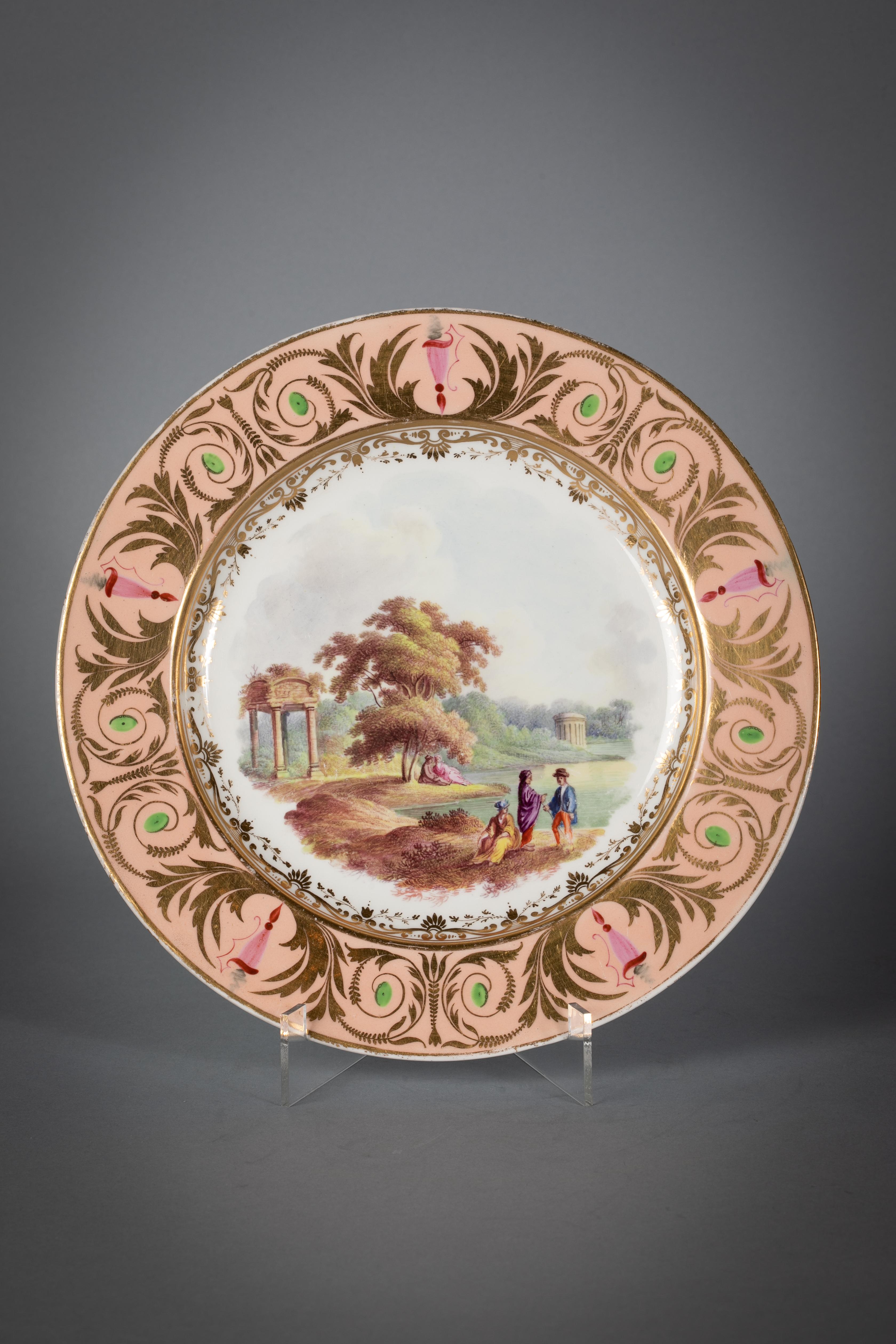 English Porcelain Peach-Ground Dessert Service, Derby, circa 1820 In Good Condition For Sale In New York, NY