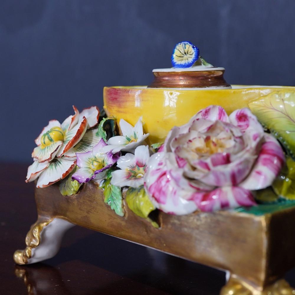 English Porcelain Pear-Form Inkwell, Flower Encrusted, circa 1835 For Sale 9