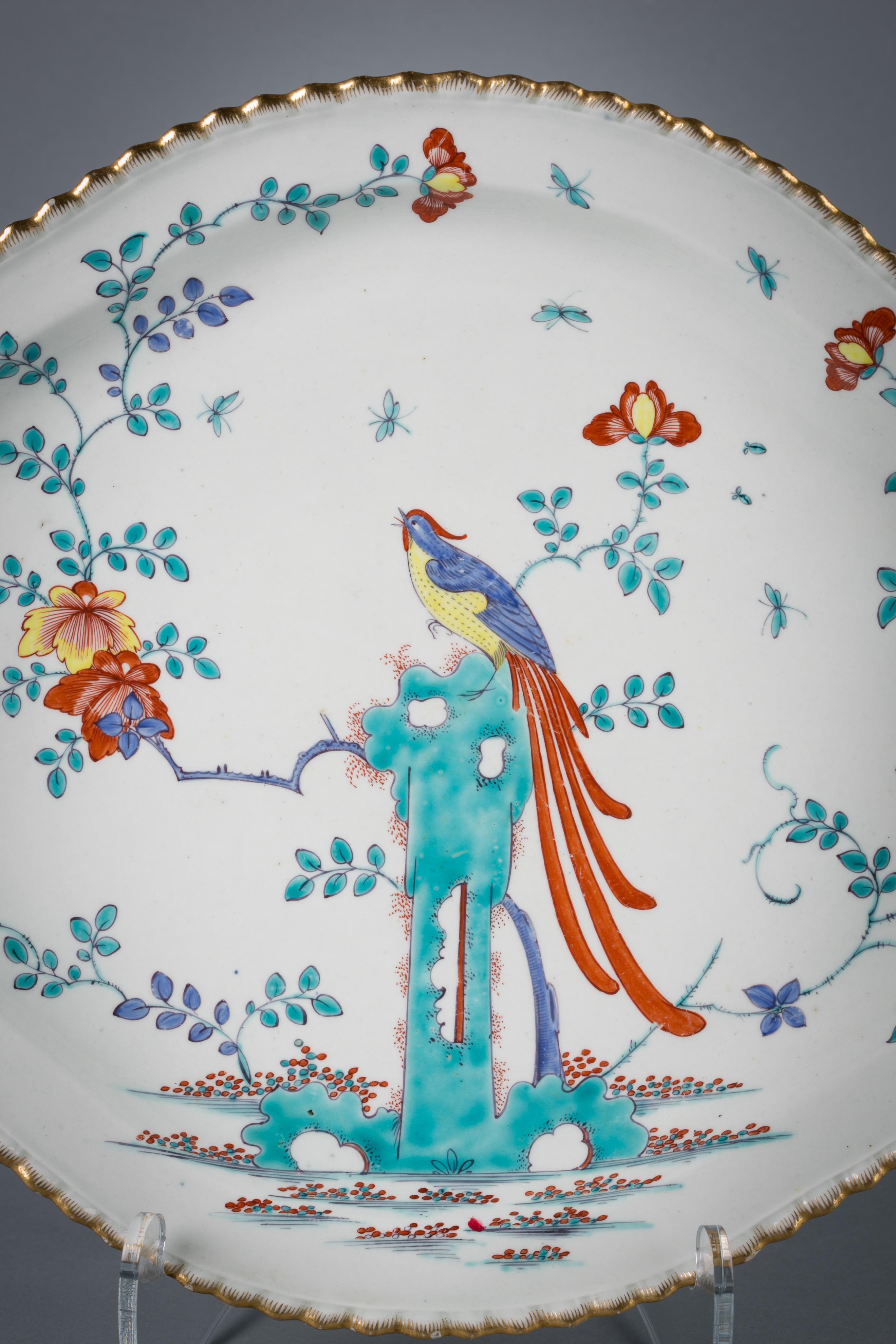 Mid-18th Century English Porcelain Platter, Worcester, circa 1760 For Sale