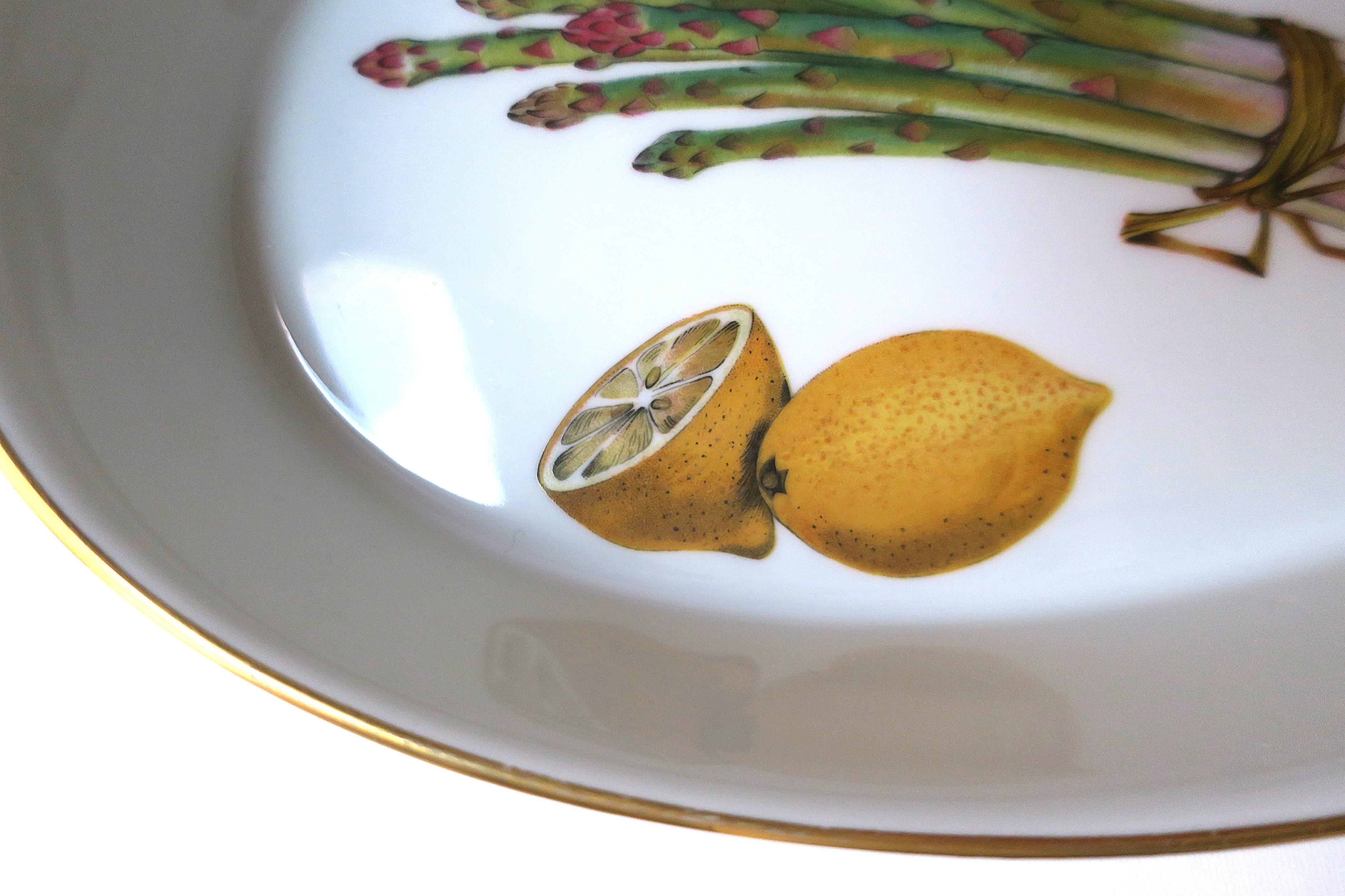 English Porcelain Serving Bowl Fruits and Vegetables In Good Condition For Sale In New York, NY