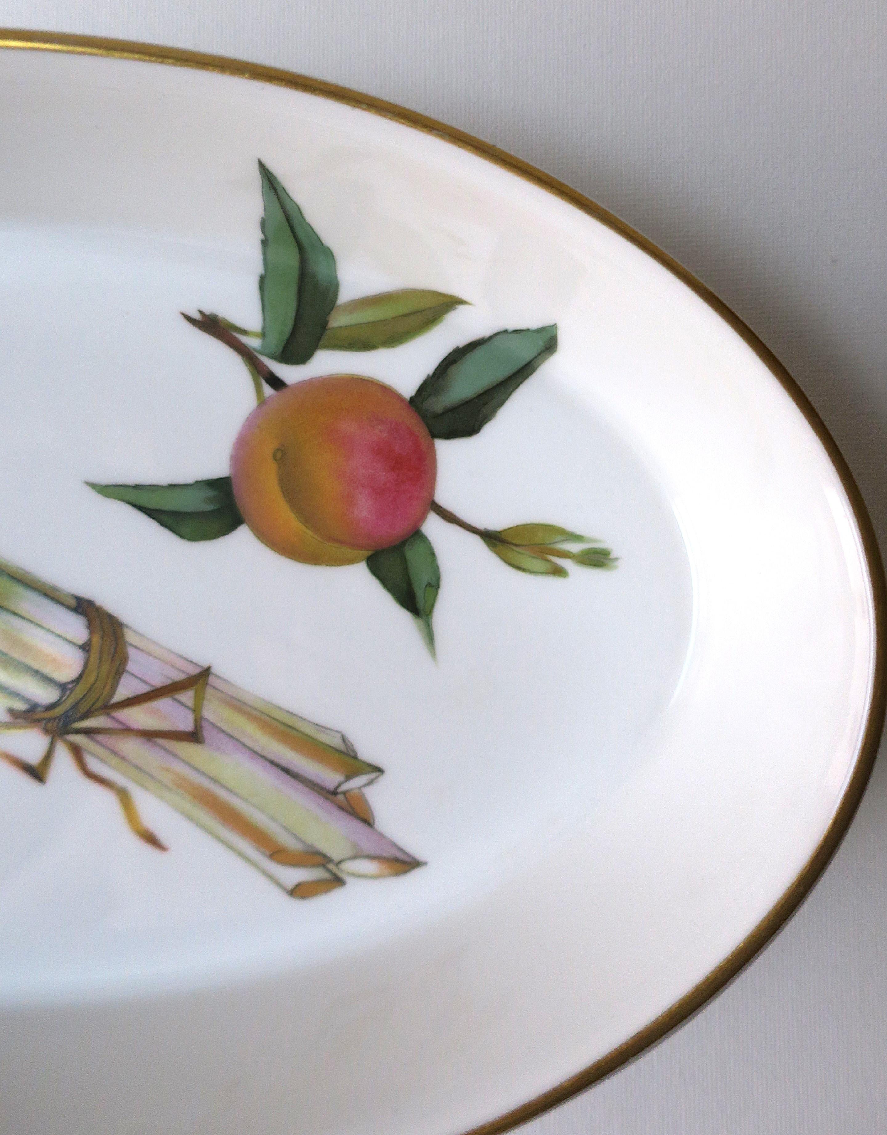 English Porcelain Serving Bowl Fruits and Vegetables For Sale 2