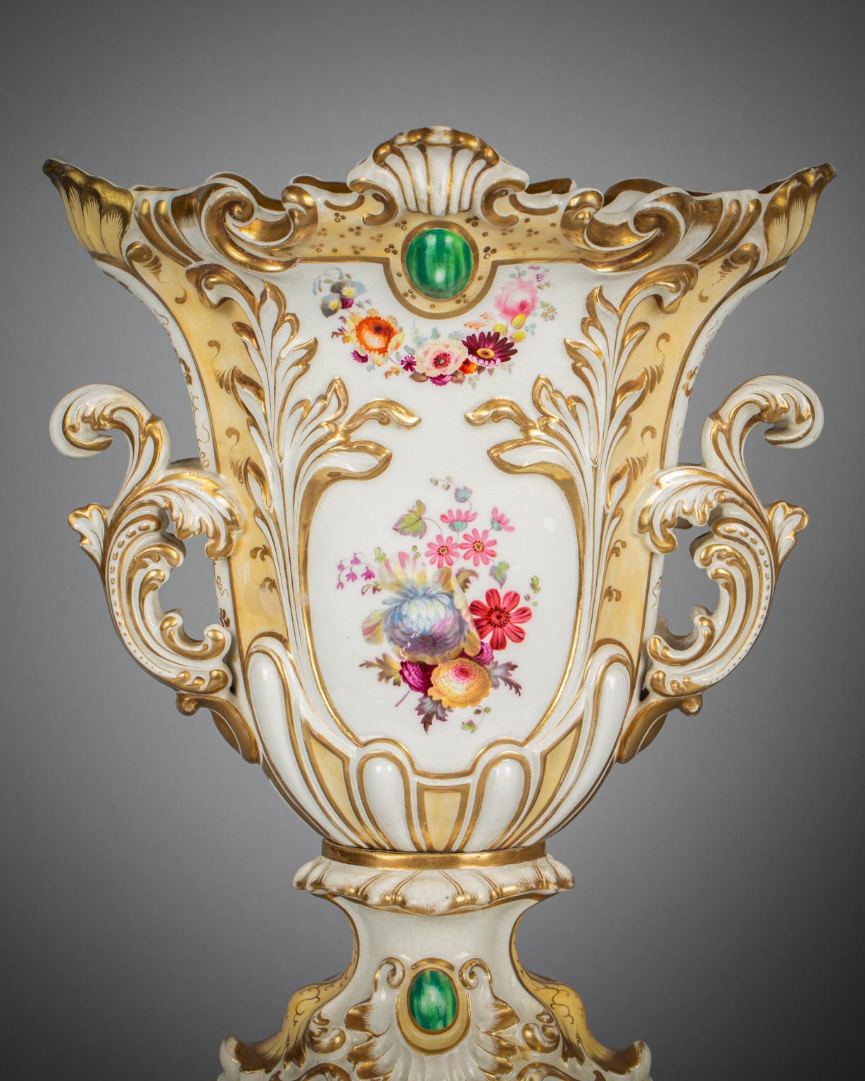 English Porcelain Three Piece Handled Garniture, circa 1840 For Sale 1