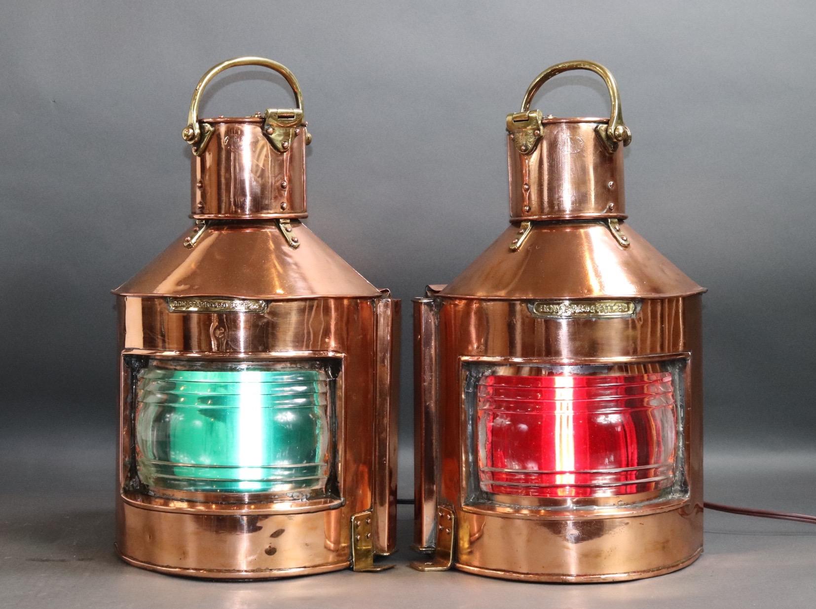 English Port and Starboard Lanterns In Good Condition For Sale In Norwell, MA