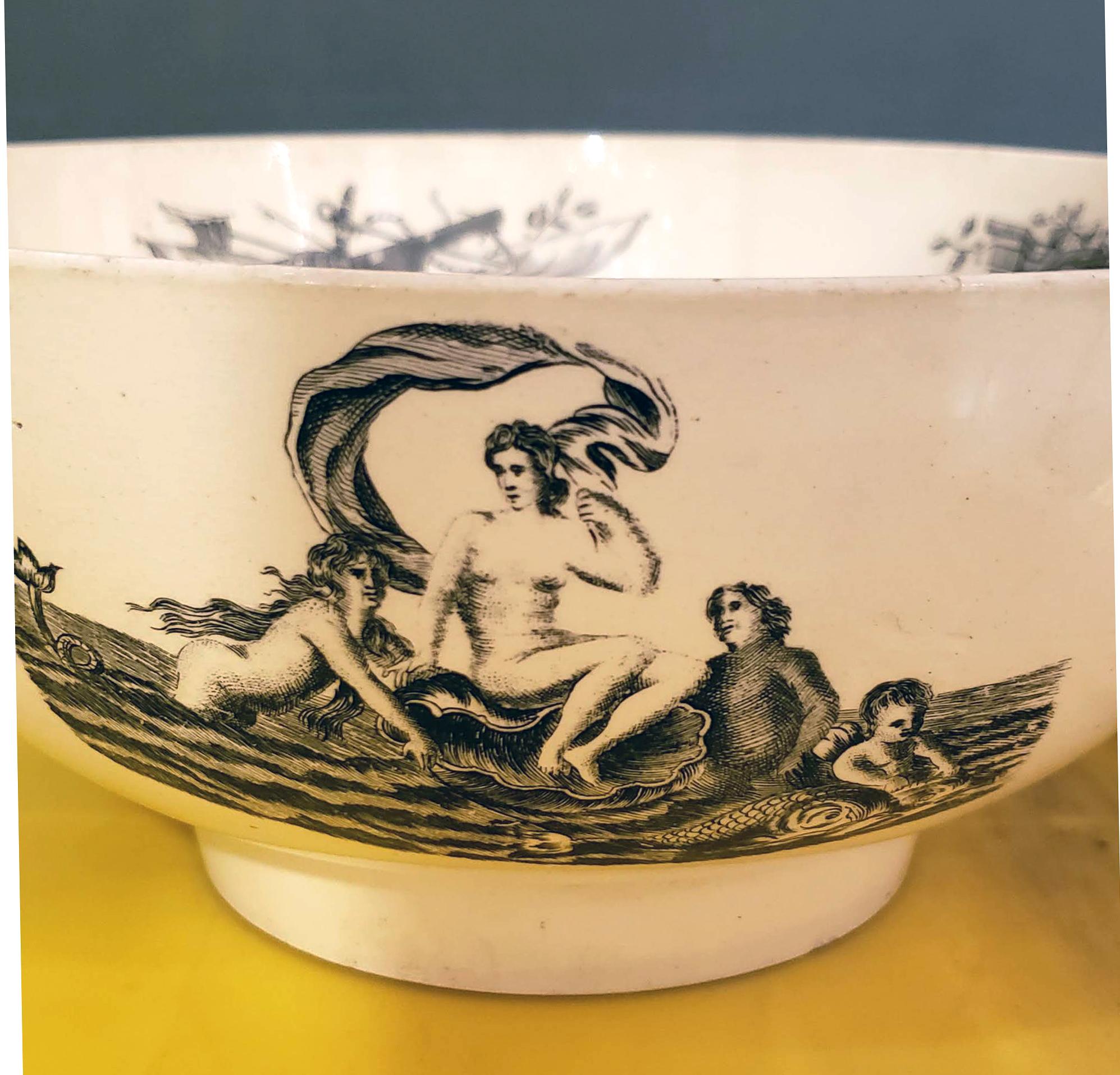 English Pottery Creamware Bowl with Design of Ship, circa 1785-1800 In Good Condition In Downingtown, PA