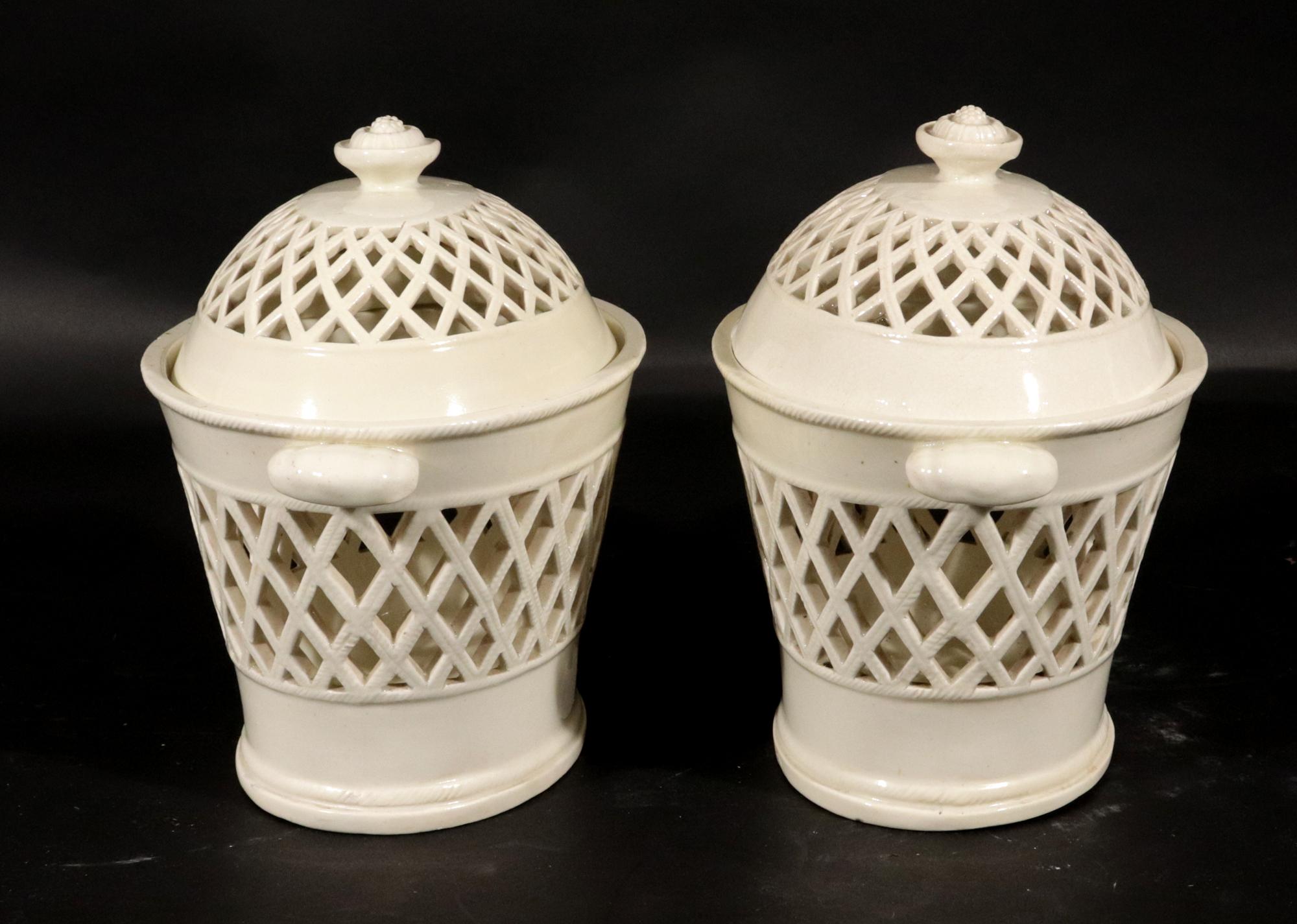 English Pottery Creamware Openwork Covered Baskets In Good Condition For Sale In Downingtown, PA
