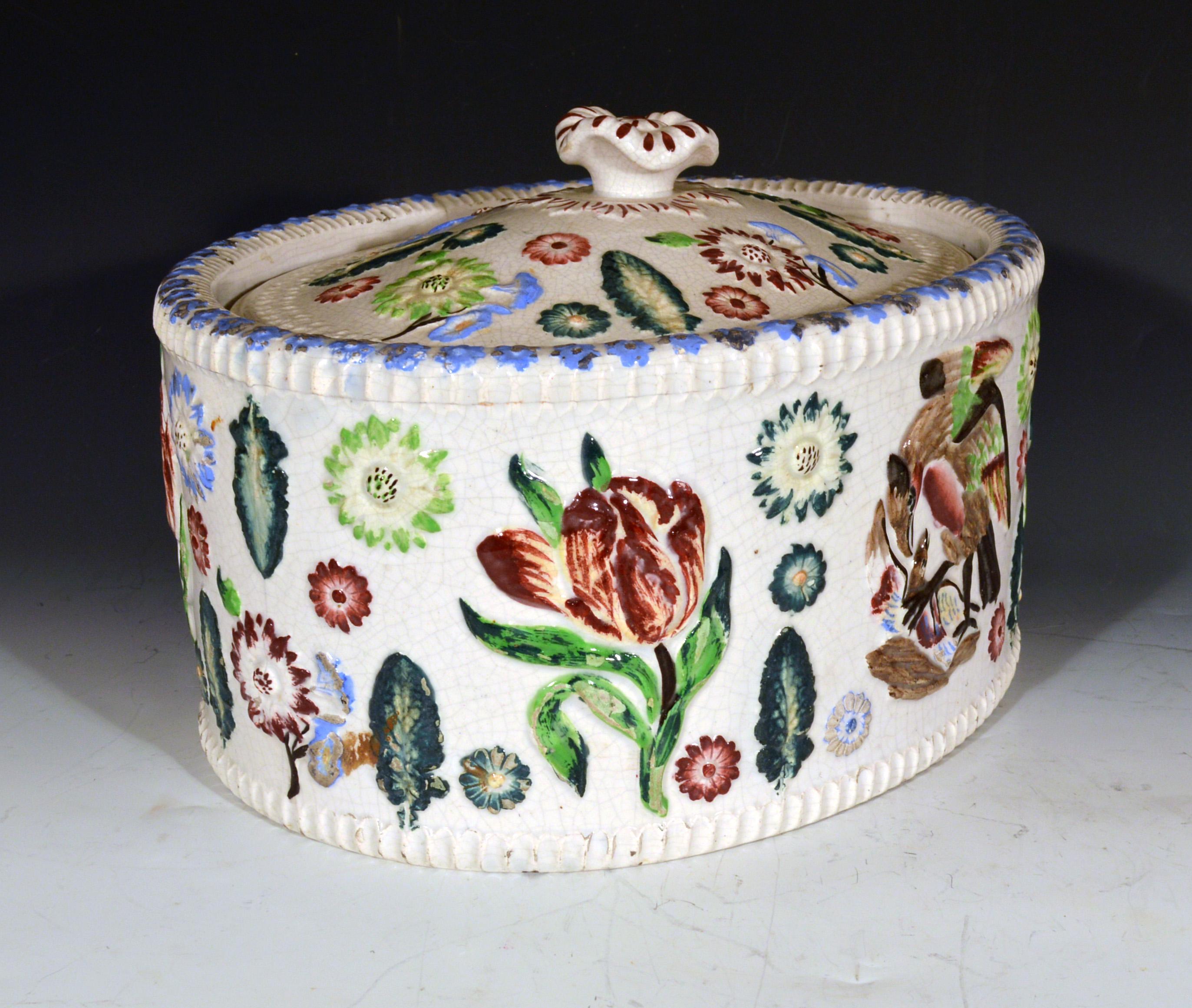 Englische Keramikterrine:: 19. Jahrhundert im Angebot 3