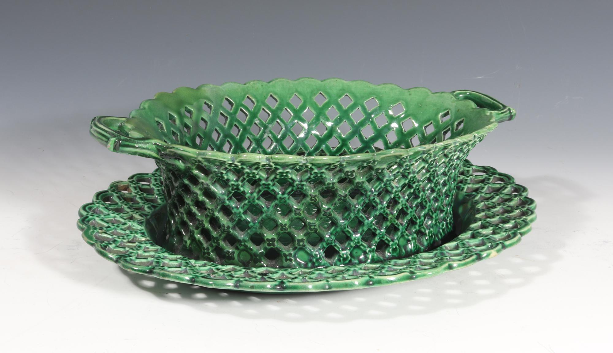 English Pottery Green-Glazed Openwork Basket and Stand For Sale 2