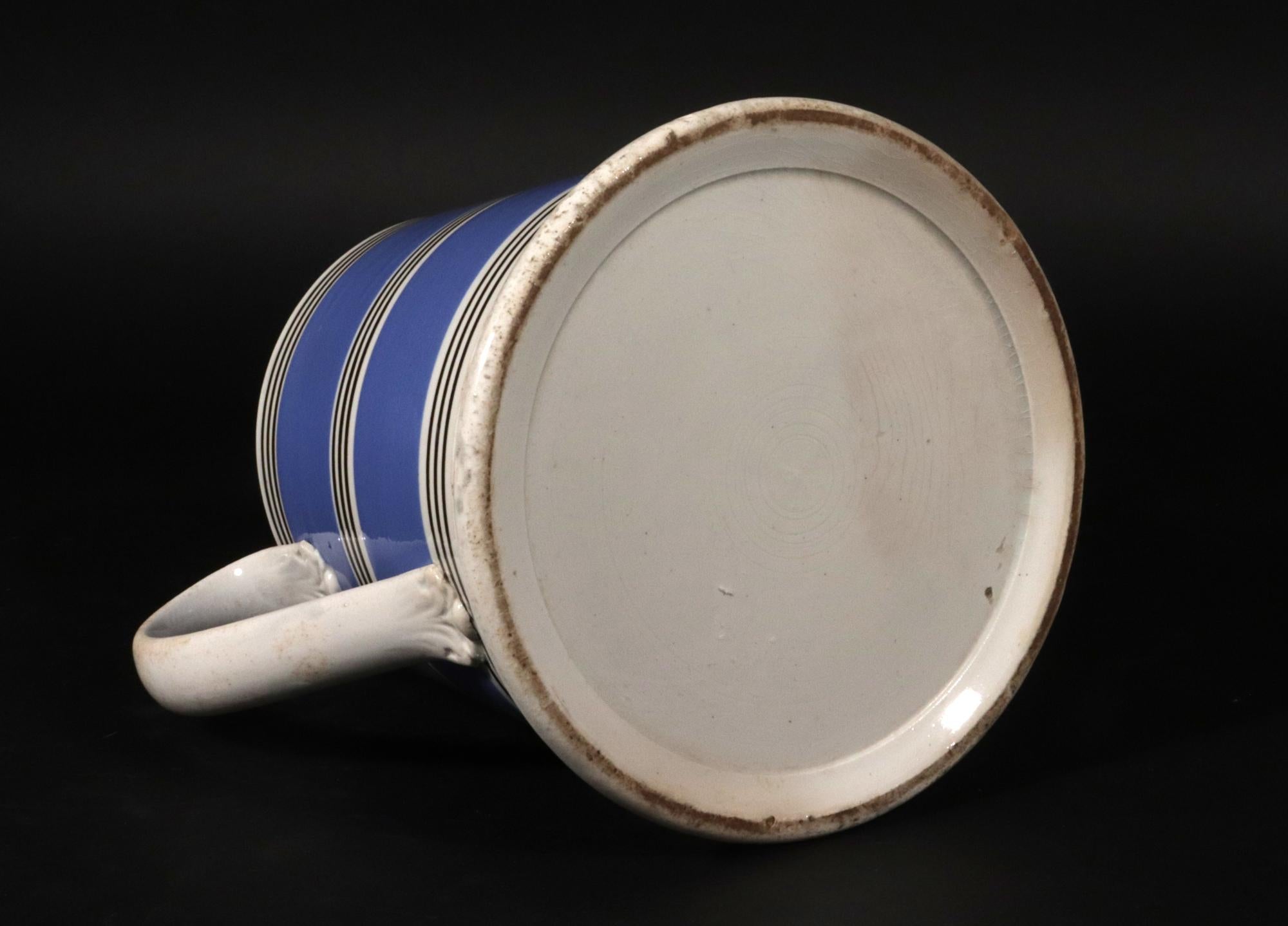 Poterie Anglaise Pichet Bleu Bandé Mocha en vente 1