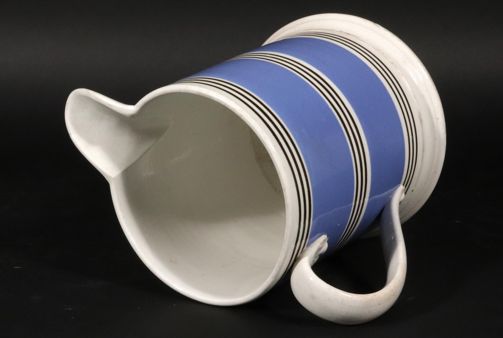 Poterie Anglaise Pichet Bleu Bandé Mocha en vente 2