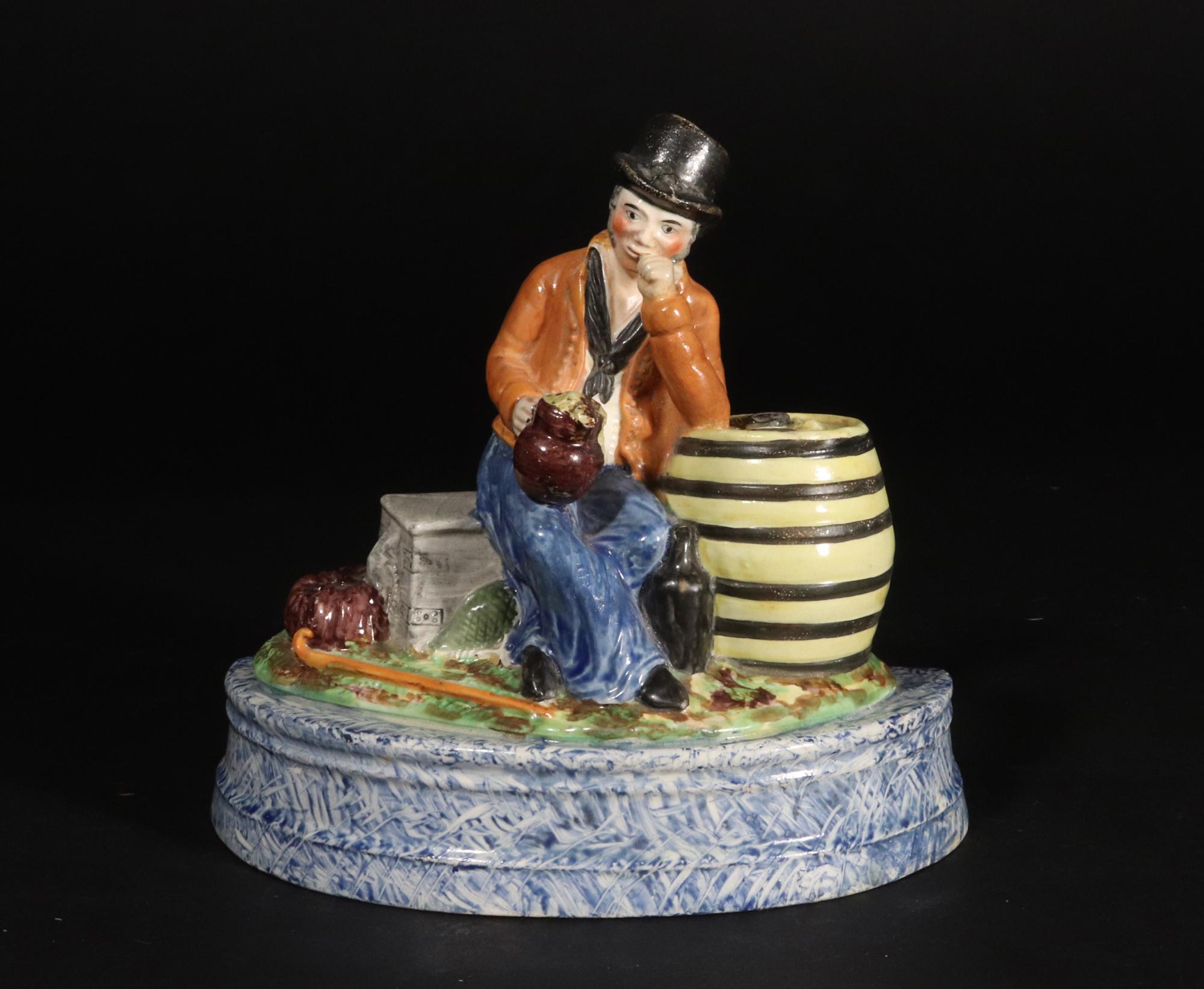 XIXe siècle Figures de marins en poterie perlée anglaise en vente