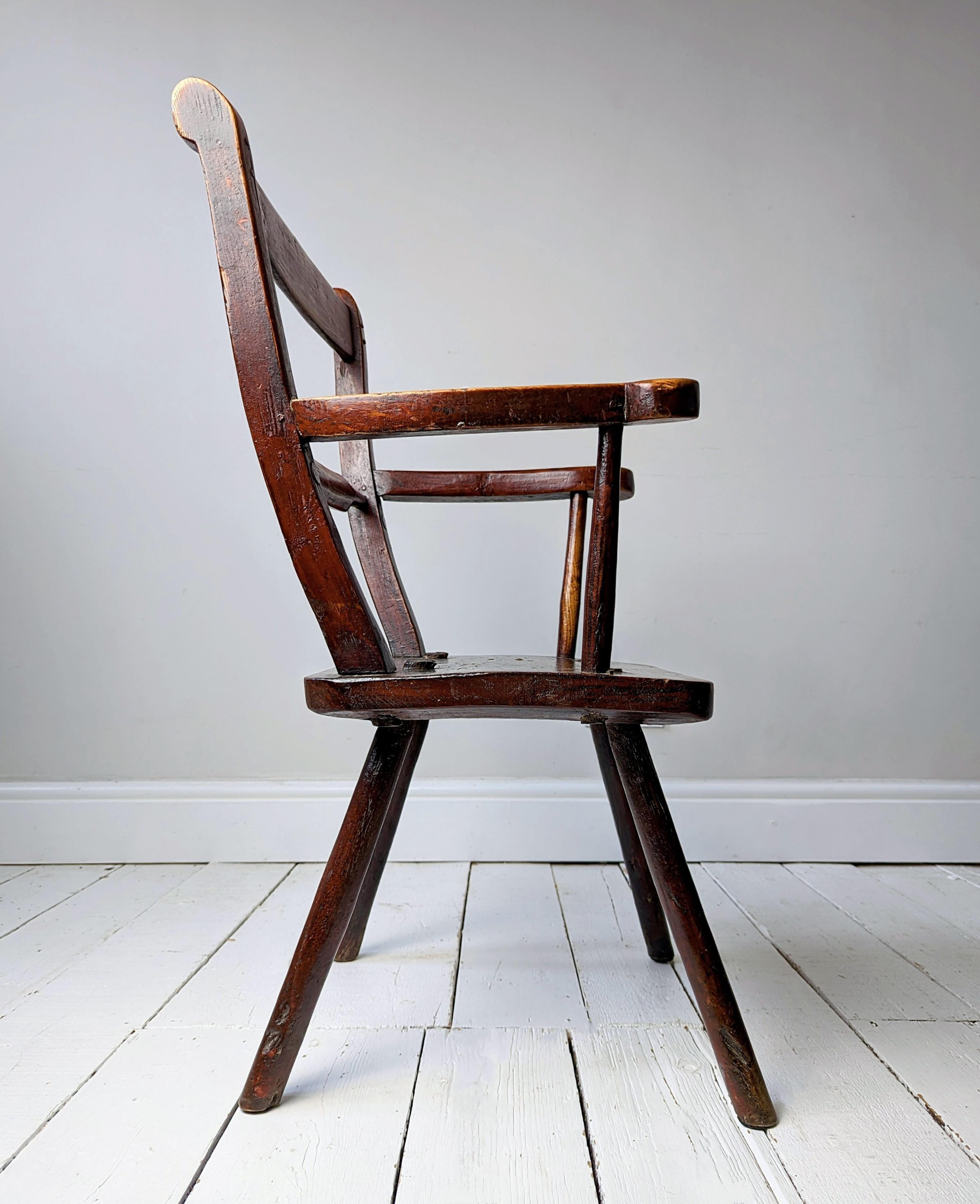 Englischer primitiver Oxford-Stuhl mit Schnörkelrückenlehne 3