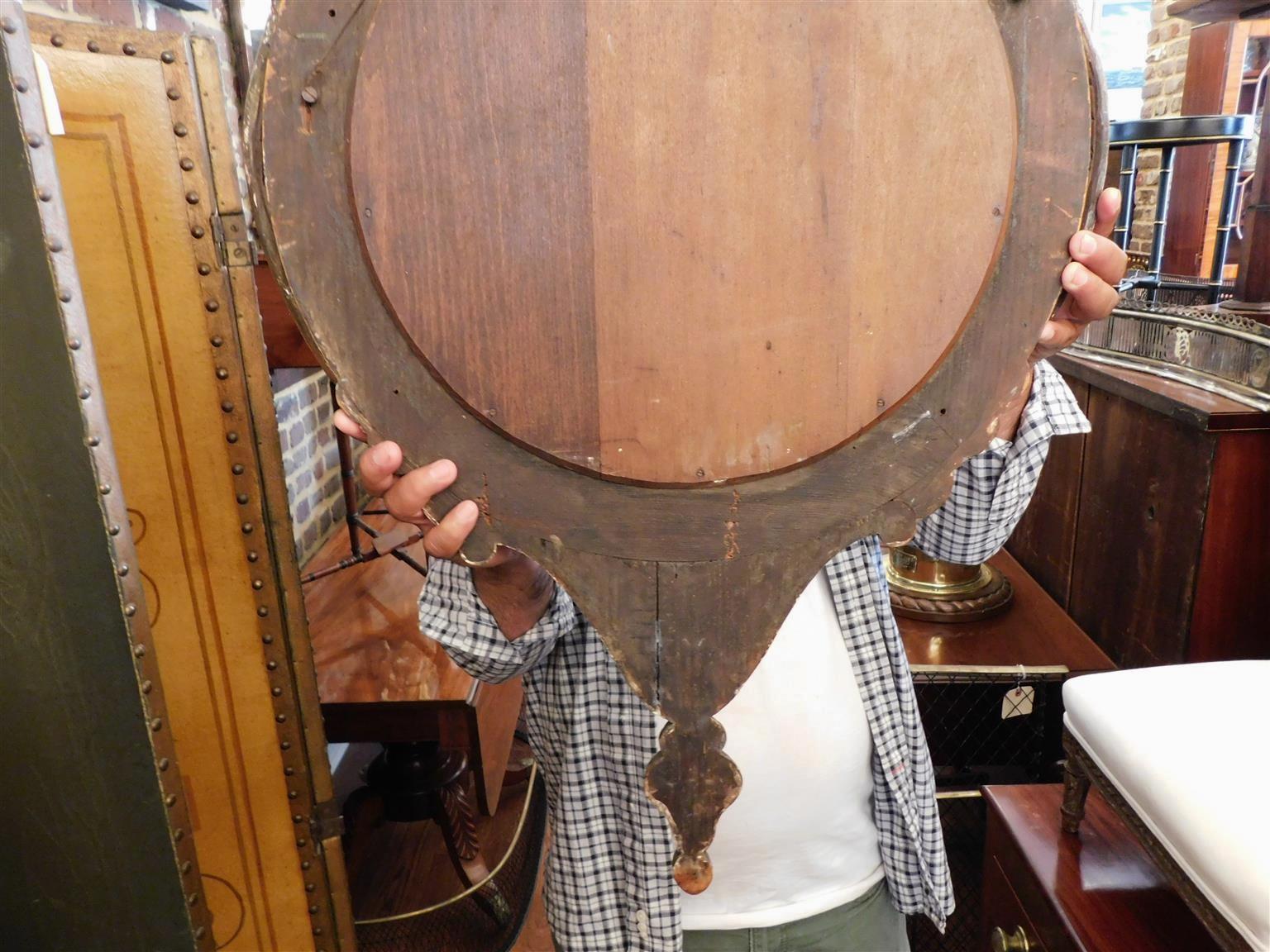 English Prince of Wales Gilt Wood Foliage Girandole Convex Wall Mirror, C. 1810 en venta 4