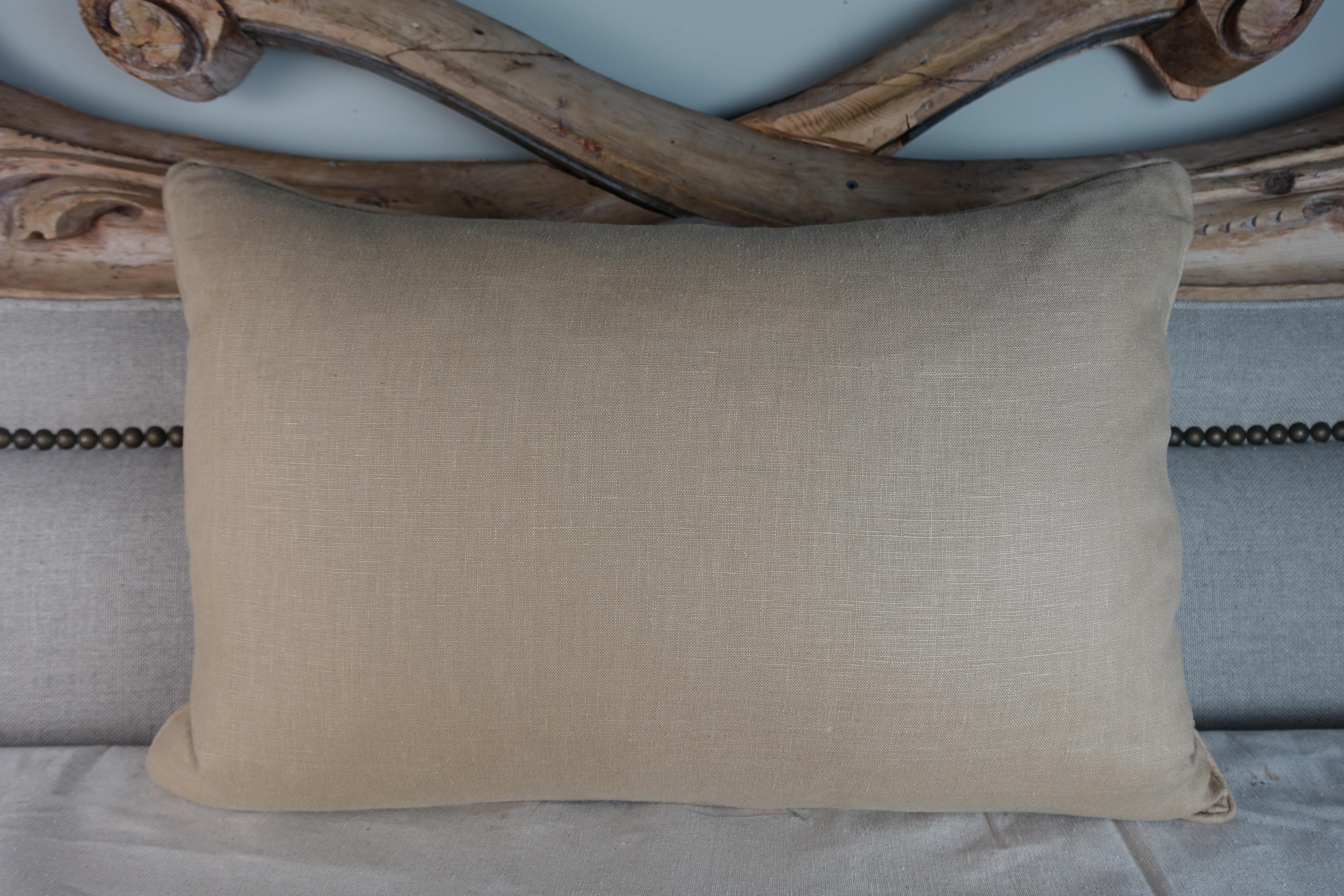English Printed Linen Pillow with Figural Scene In Excellent Condition In Los Angeles, CA