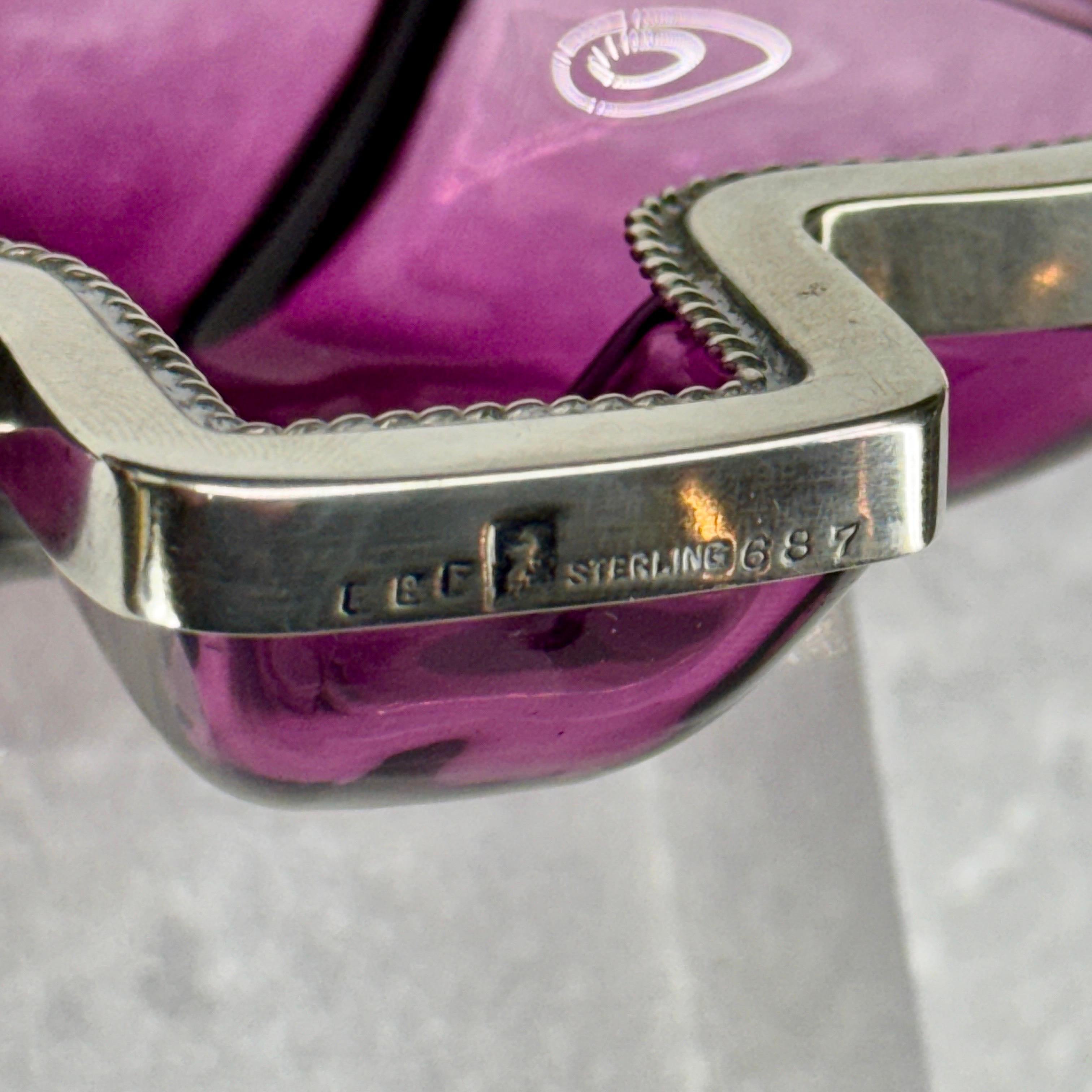 Piatto da viaggio inglese con ametista viola e trifoglio in argento sterling in vendita 7