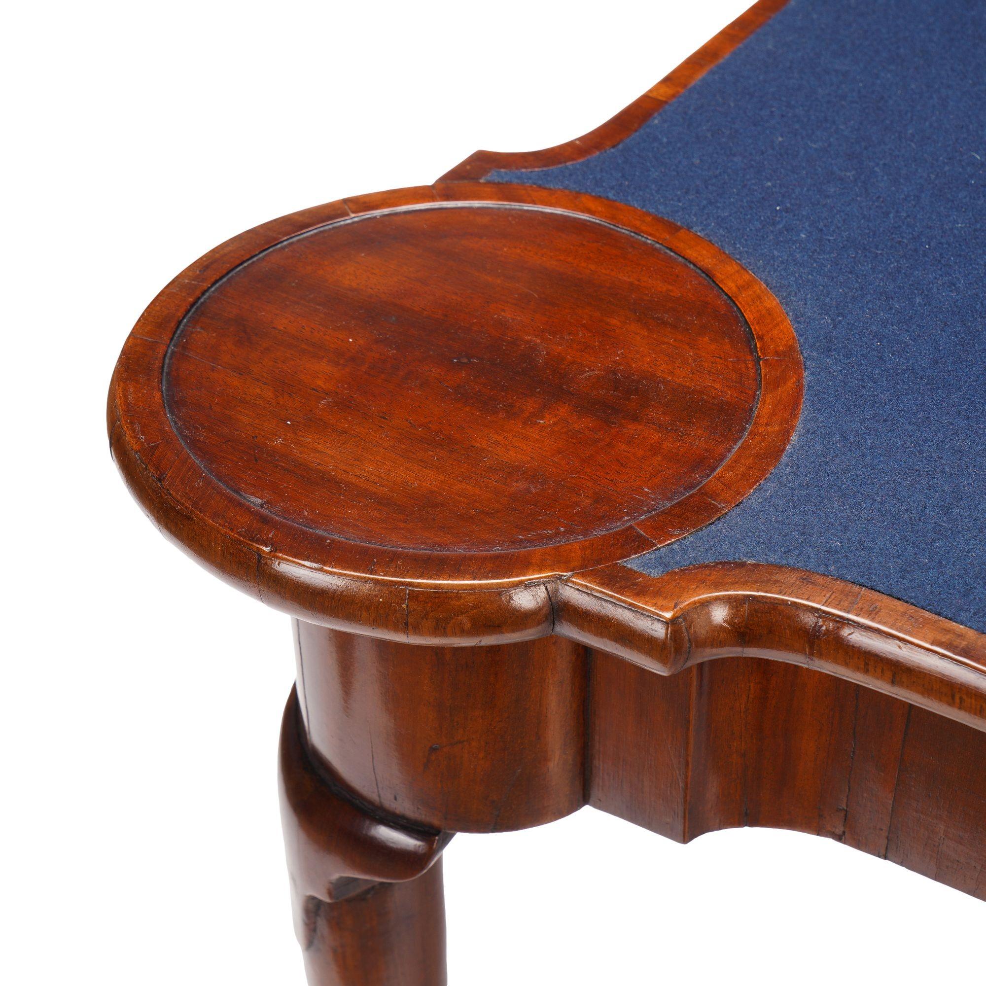 English Queen Anne Concertina Action Flip Top Game Table, c. 1725 For Sale 5