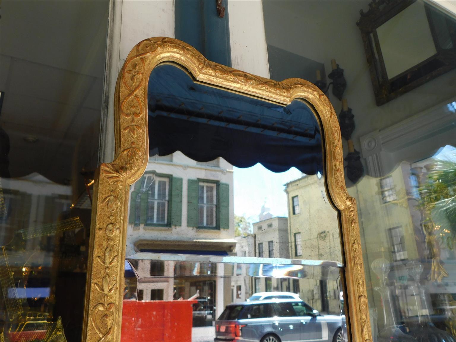 Mid-18th Century English Queen Anne Gilt Wood and Gesso Wall Mirror with Original Glass, C. 1750