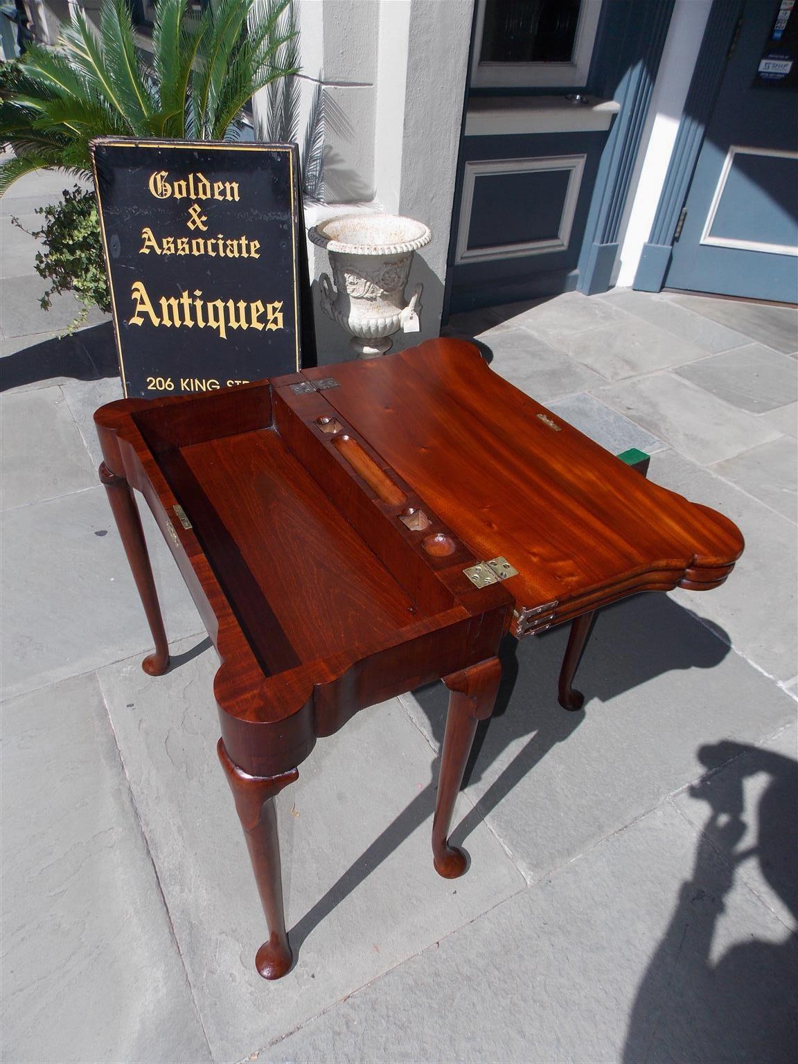 English Queen Anne Mahogany Hinged Triple Top Inlaid Trumpet Game Table, C. 1730 For Sale 3