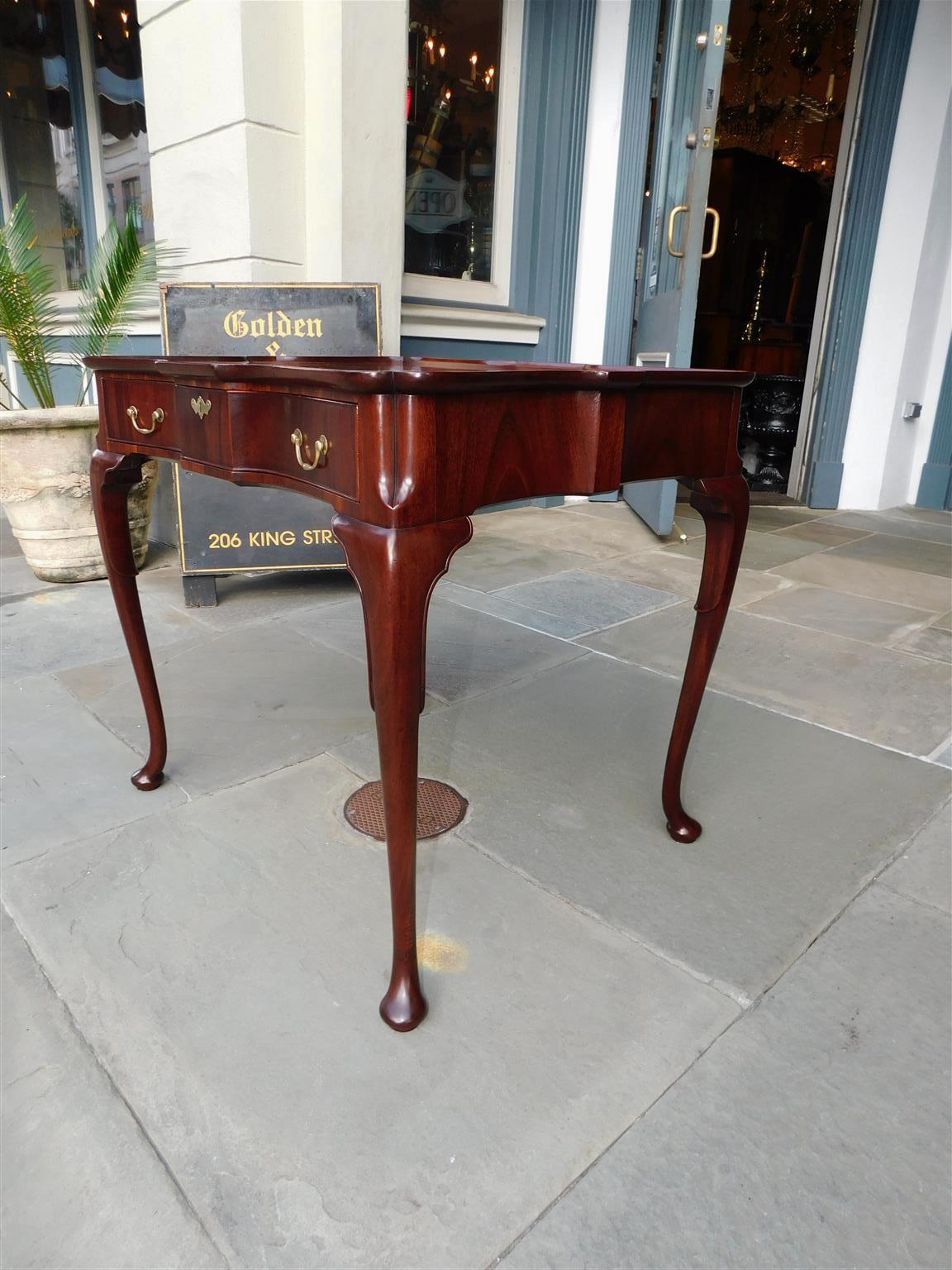 English Queen Anne Mahogany Serpentine One Drawer Tea Table Orig. Brasses C 1740 For Sale 7