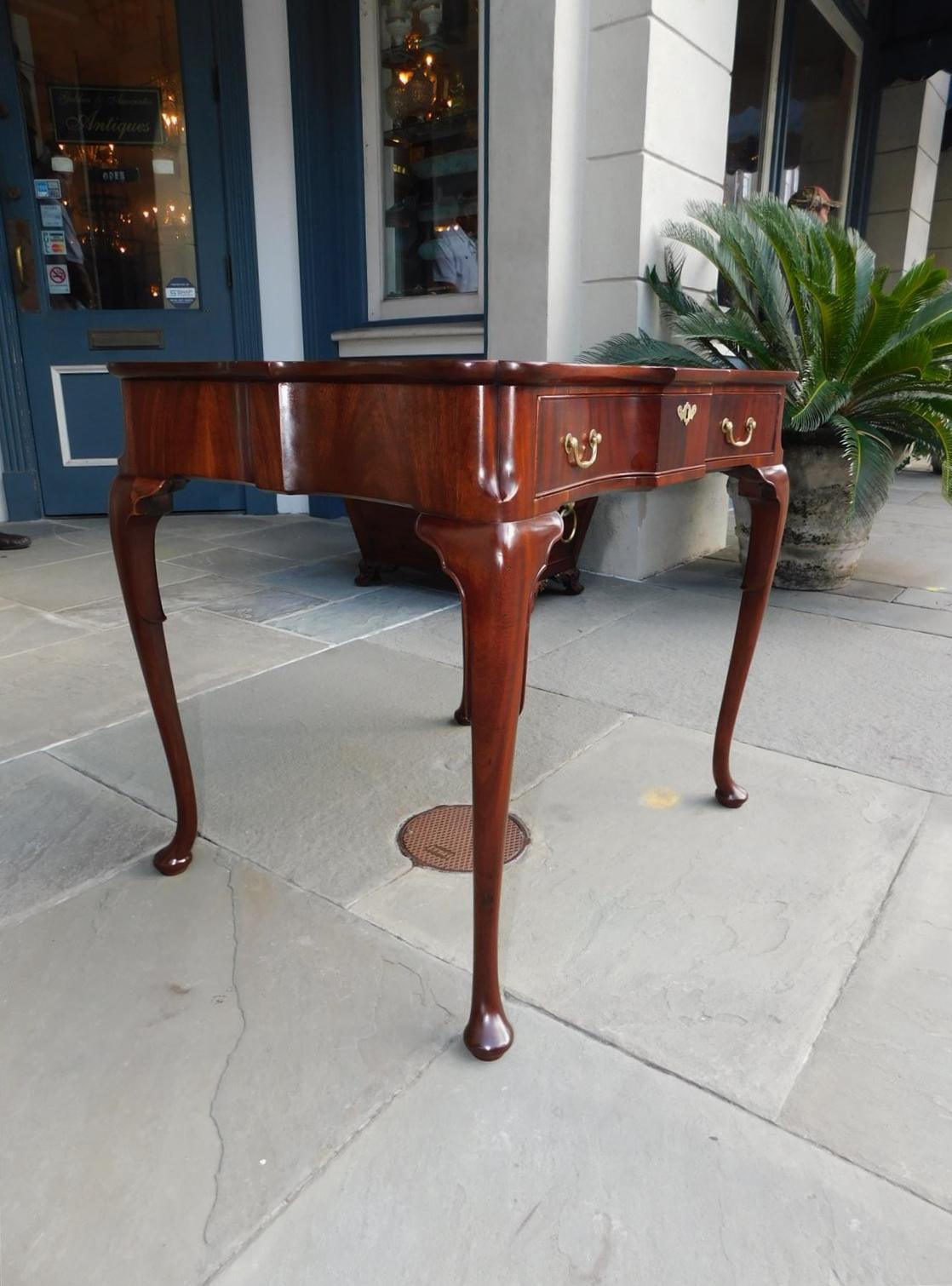 English Queen Anne Mahogany Serpentine One Drawer Tea Table Orig. Brasses C 1740 For Sale 8