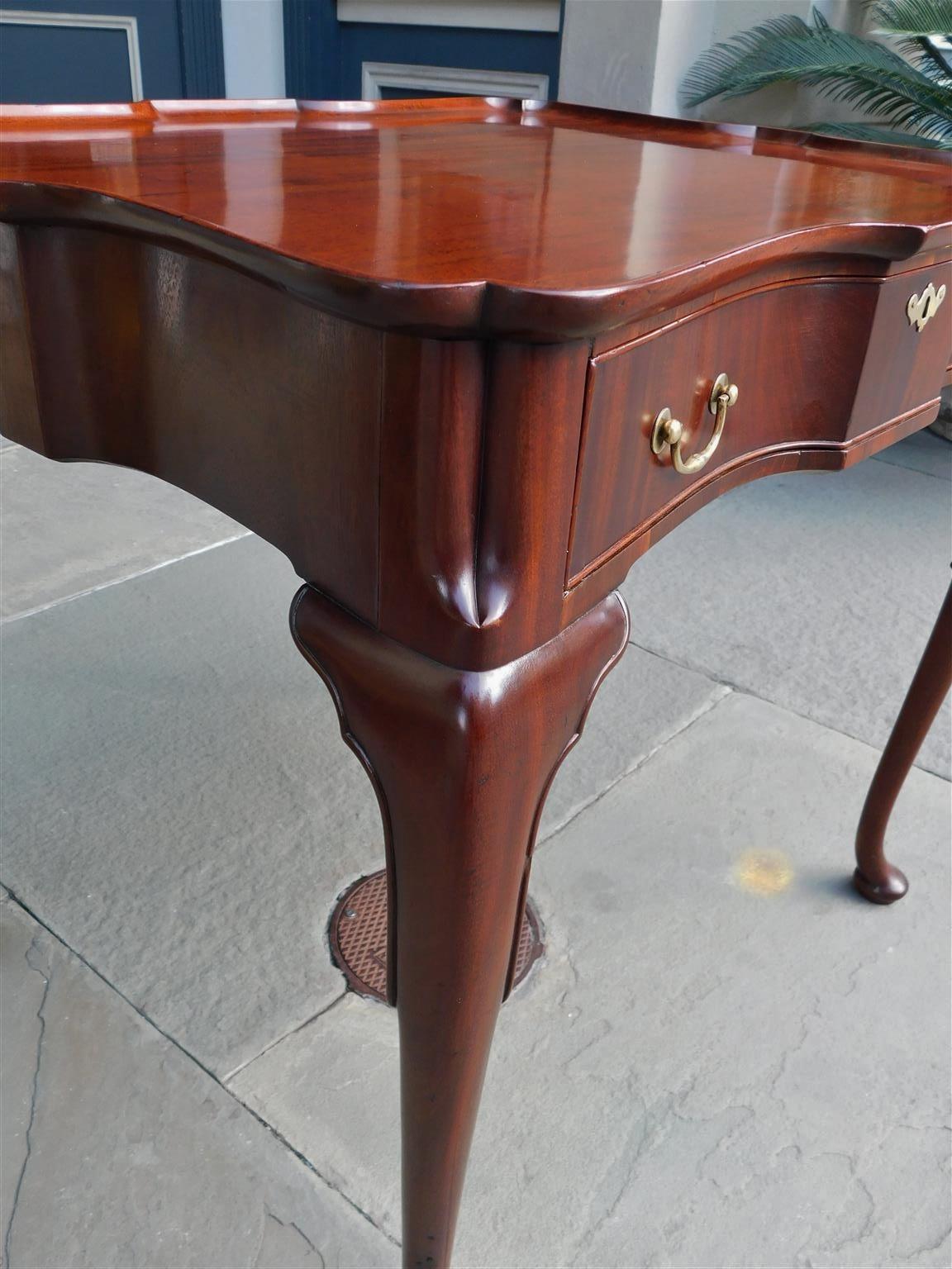 English Queen Anne Mahogany Serpentine One Drawer Tea Table Orig. Brasses C 1740 For Sale 9