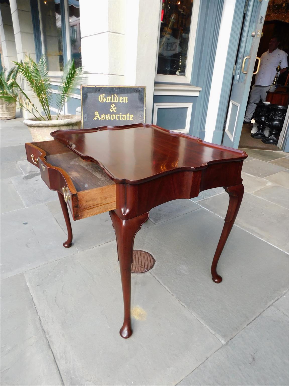 English Queen Anne Mahogany Serpentine One Drawer Tea Table Orig. Brasses C 1740 For Sale 2