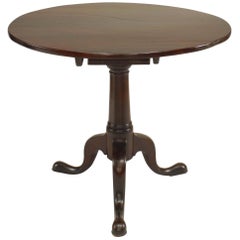 English Queen Anne Mahogany Round Tilt Top End Table, 19th Century, UK