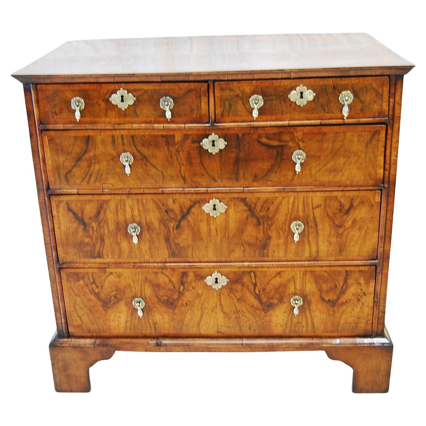 English Queen Anne Period Figured Walnut Chest of Five Drawers, Matched Veneers For Sale