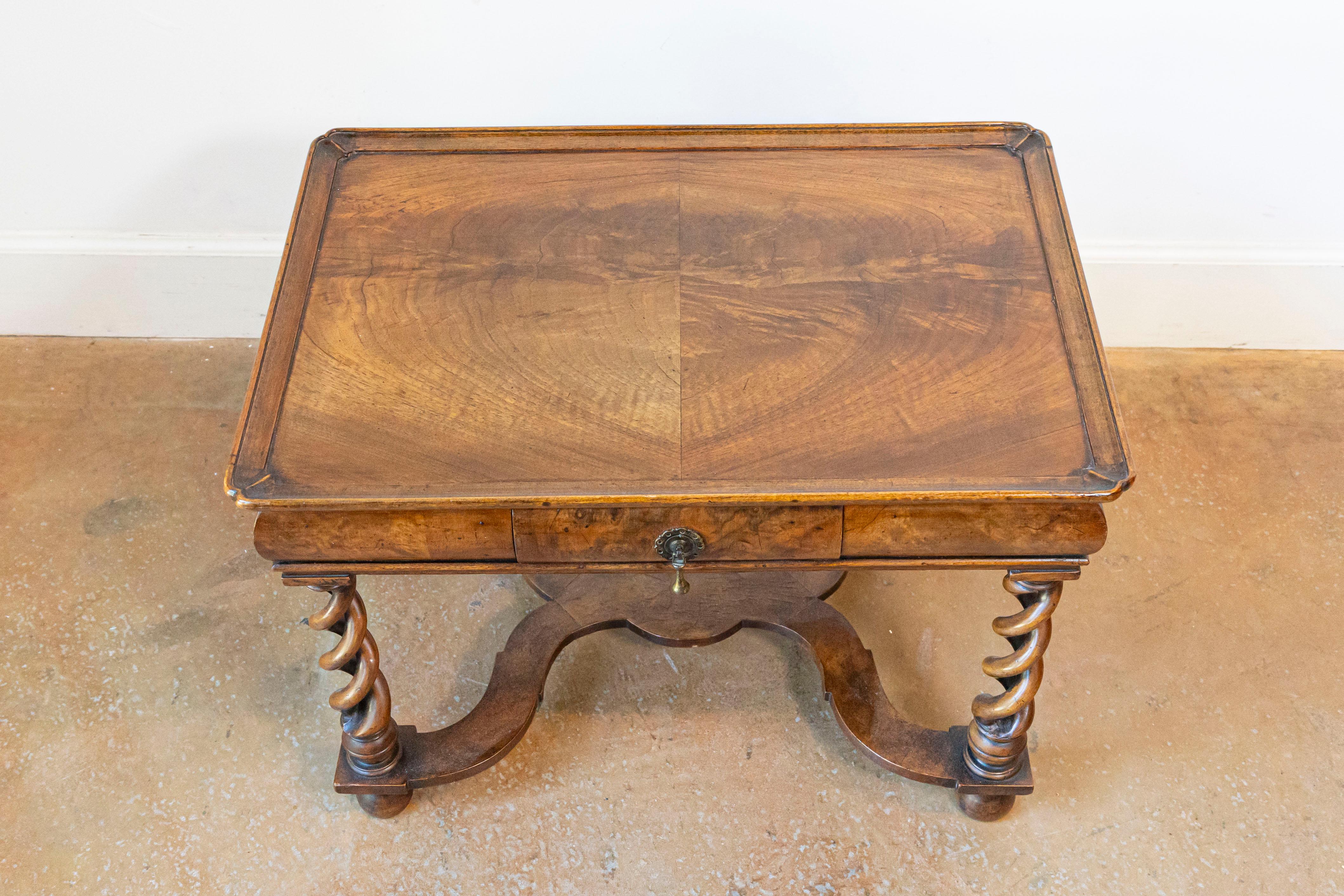 Carved English Queen Anne Style 1910 Burl Walnut Coffee Table with Bookmatched Tray Top For Sale