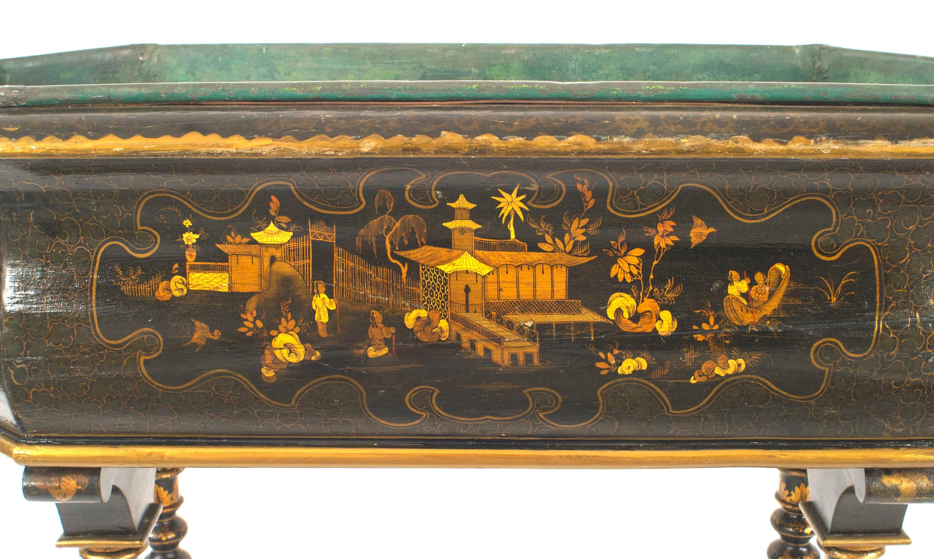 Lacquered English Queen Anne Style Chinoiserie Decorated Fernery For Sale
