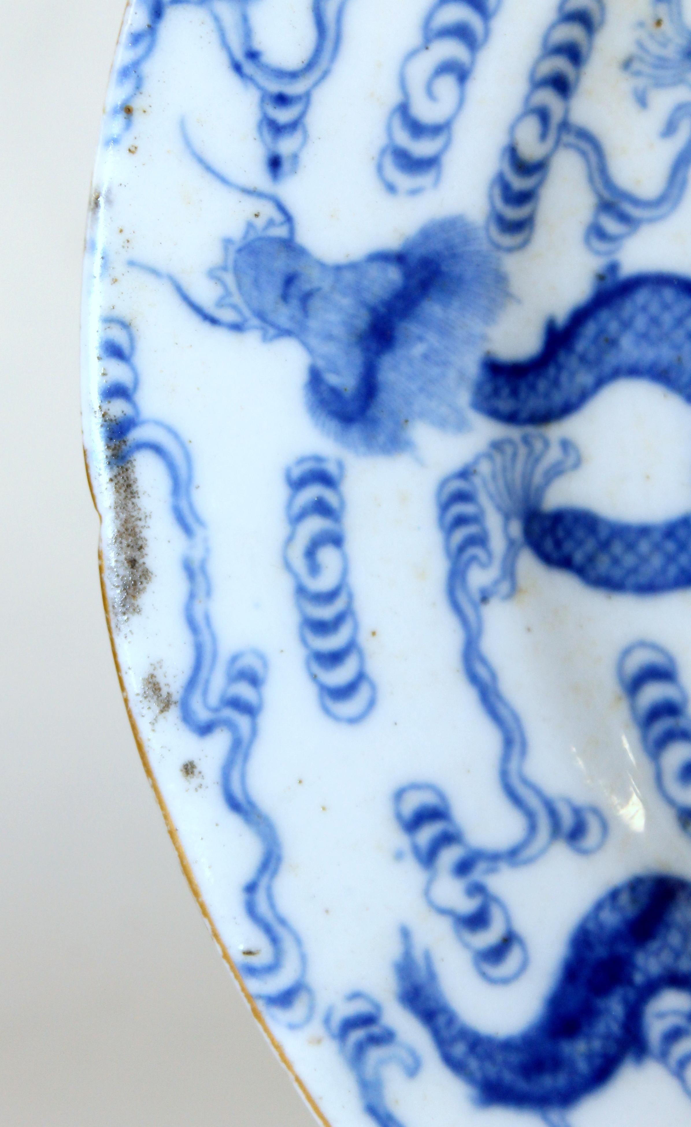 English Rare First Period Worcester Blue and White Porcelain Dragon Plate 3