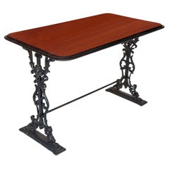 Consola inglesa rectangular para bar o pub de madera y hierro fundido