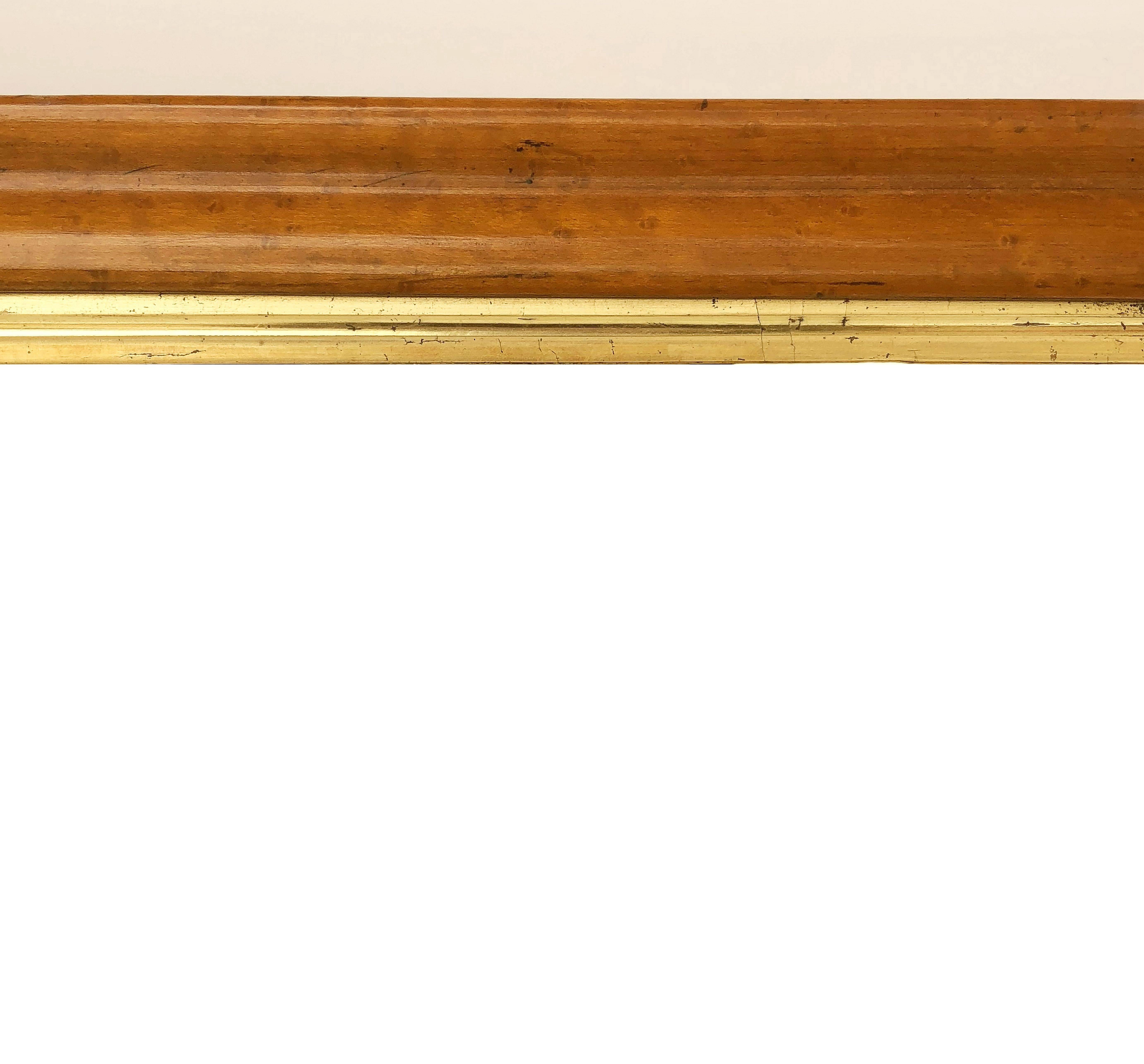 A fine English rectangular mirror featuring a bird’s-eye or curly maple frame with a giltwood 'slip' around the inner moulding.
Can be hung vertically or horizontally.

Dimensions:

Height 32