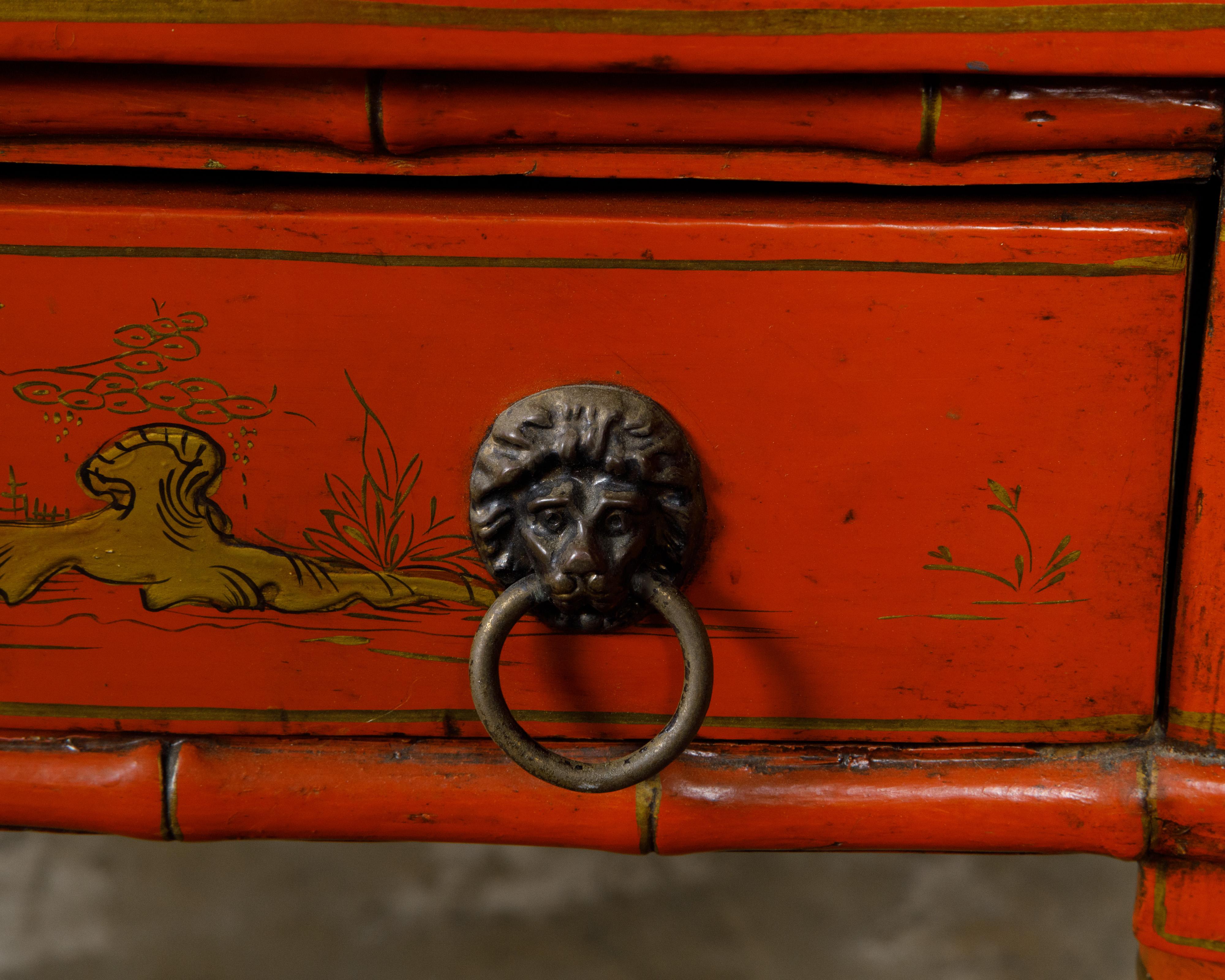 Englischer Rotlack-Schreibtisch aus Bambusimitat des 19. Jahrhunderts mit vergoldetem Chinoiserie-Dekor im Angebot 4