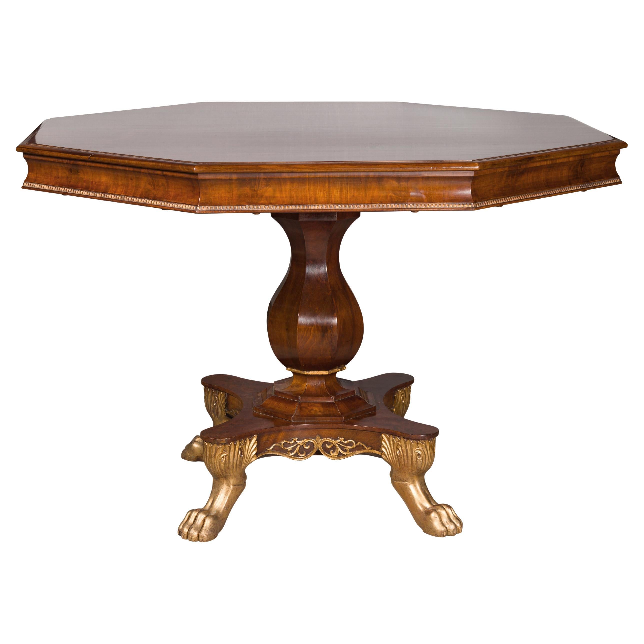 English Regency 1820s Mahogany Center Table with Octagonal Top and Gilt Paws For Sale