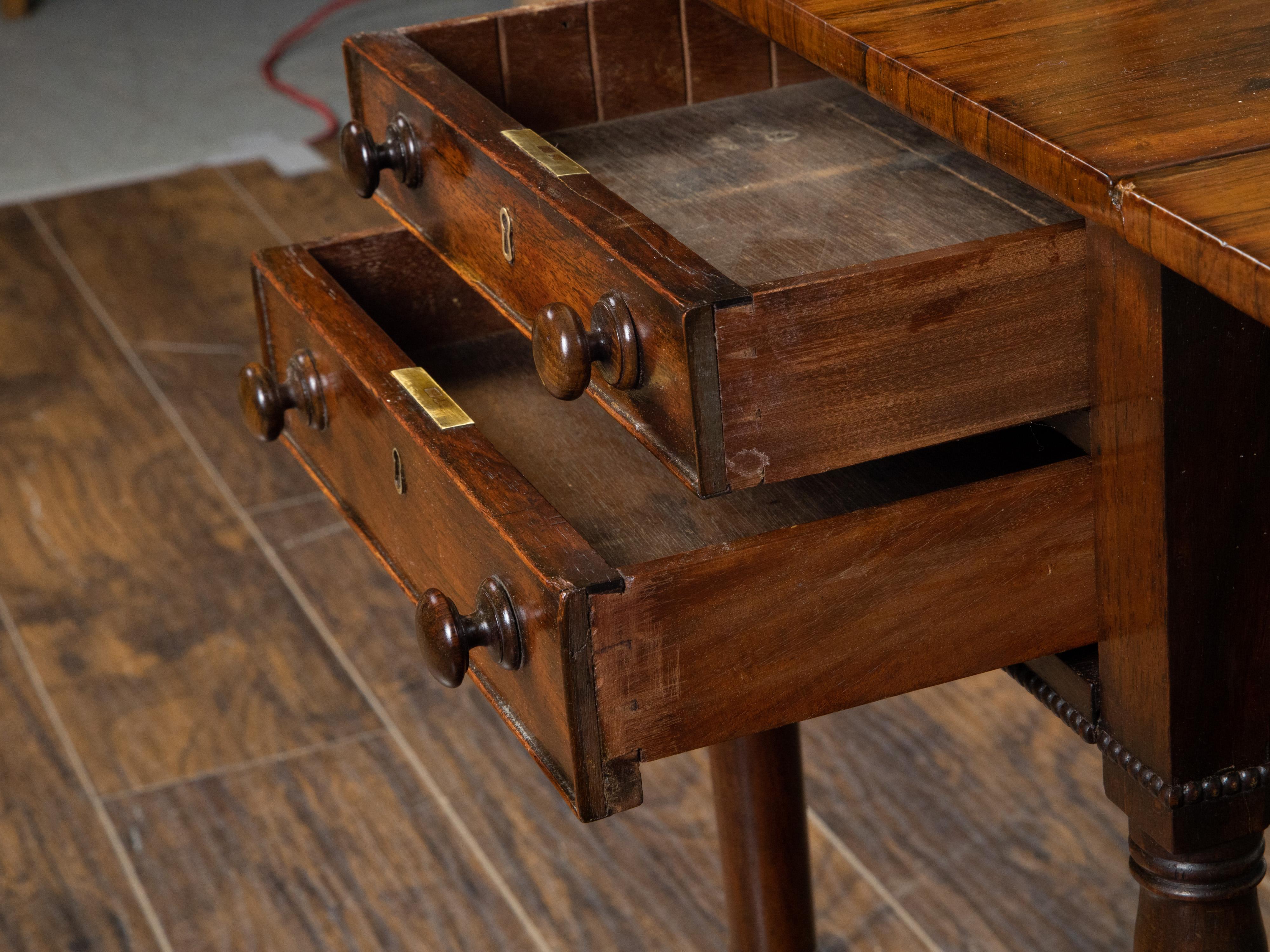 English Regency 1820s Mahogany Pembroke Table with Drop Leaves and Drawers For Sale 8