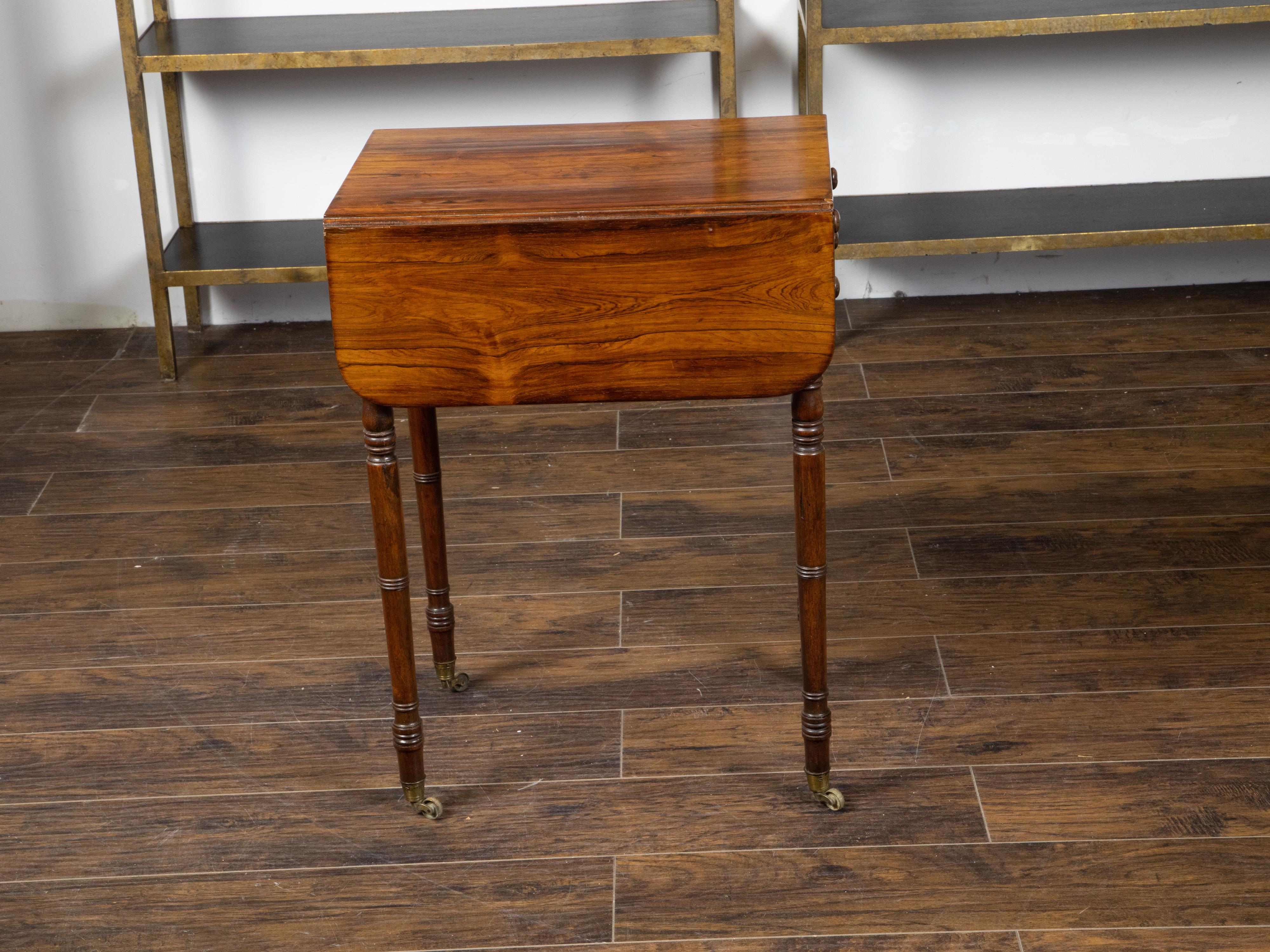 English Regency 1820s Mahogany Pembroke Table with Drop Leaves and Drawers For Sale 2