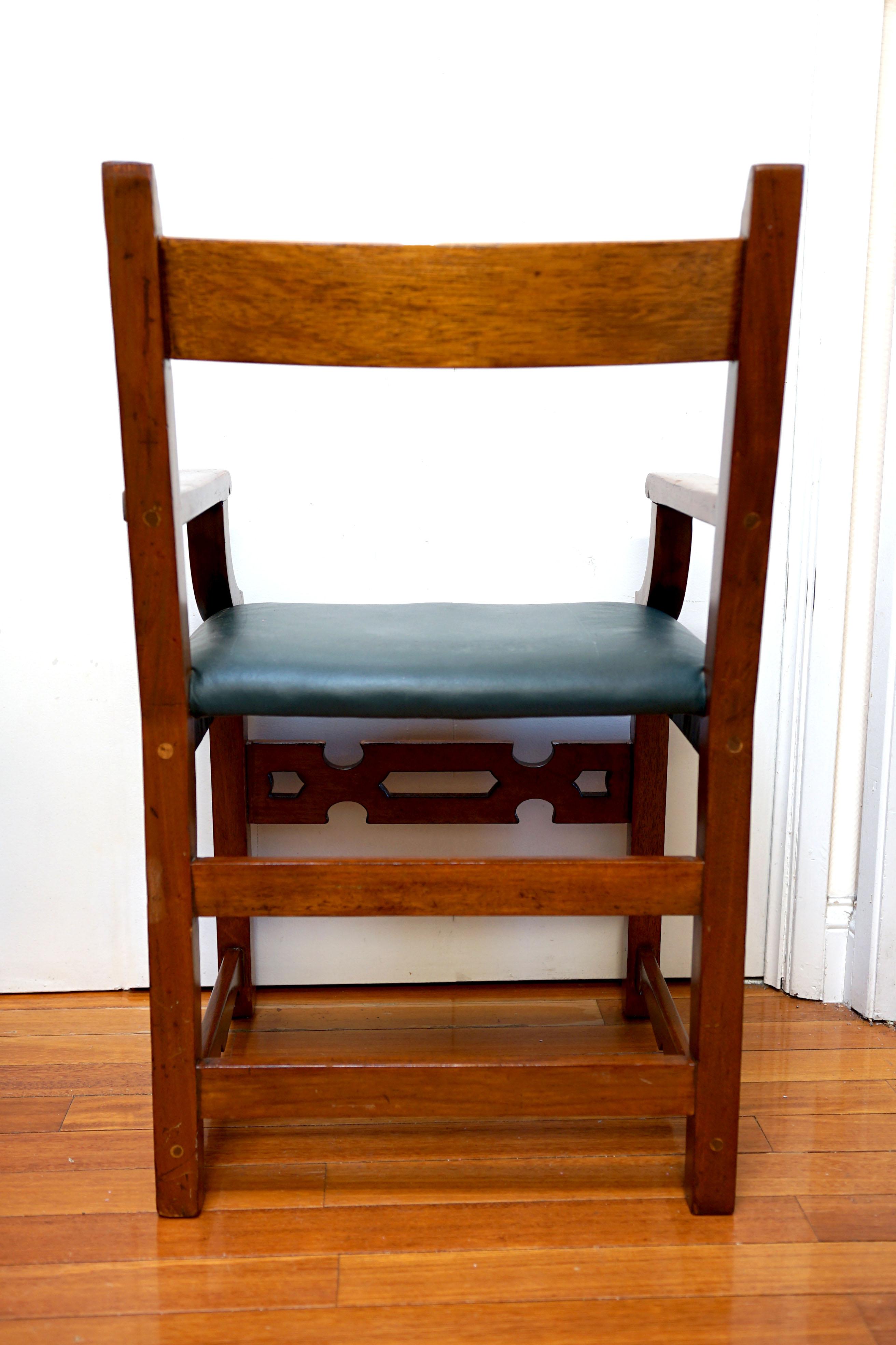 Englischer Regency-Sessel aus Eiche aus dem 19. Jahrhundert im Angebot 1