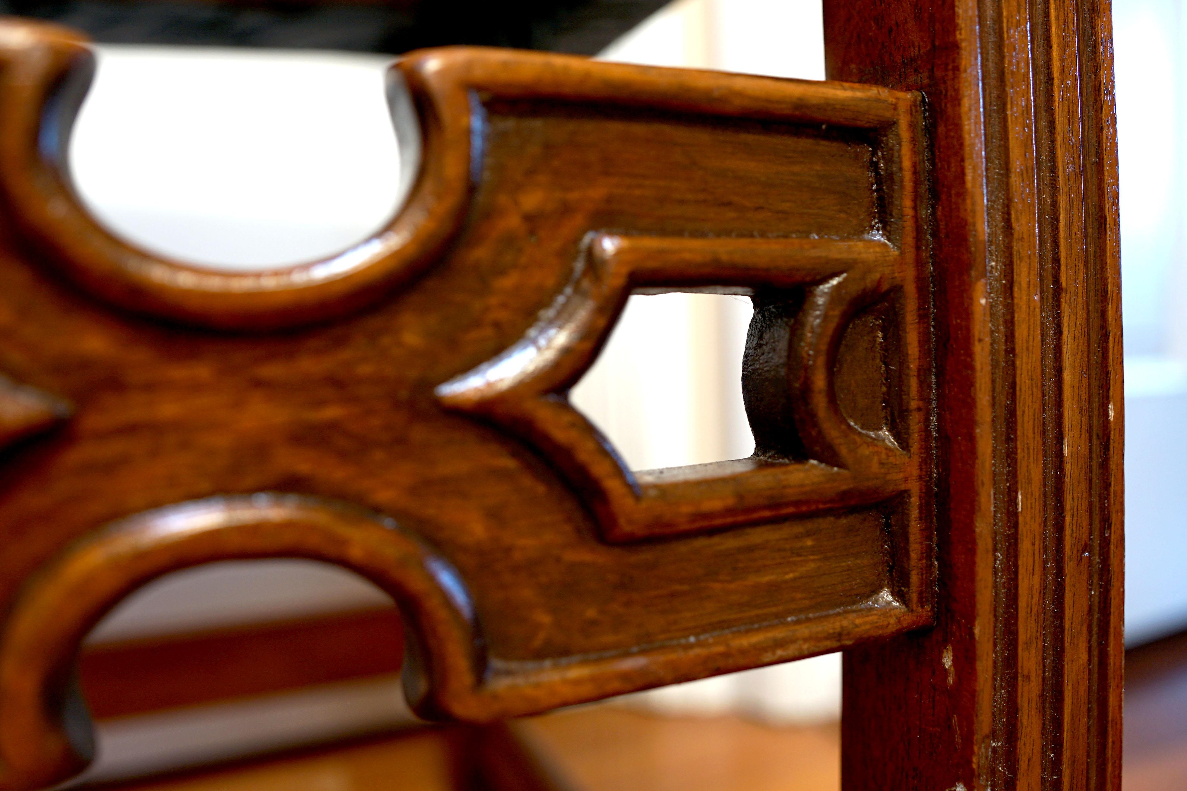 Englischer Regency-Sessel aus Eiche aus dem 19. Jahrhundert im Angebot 3