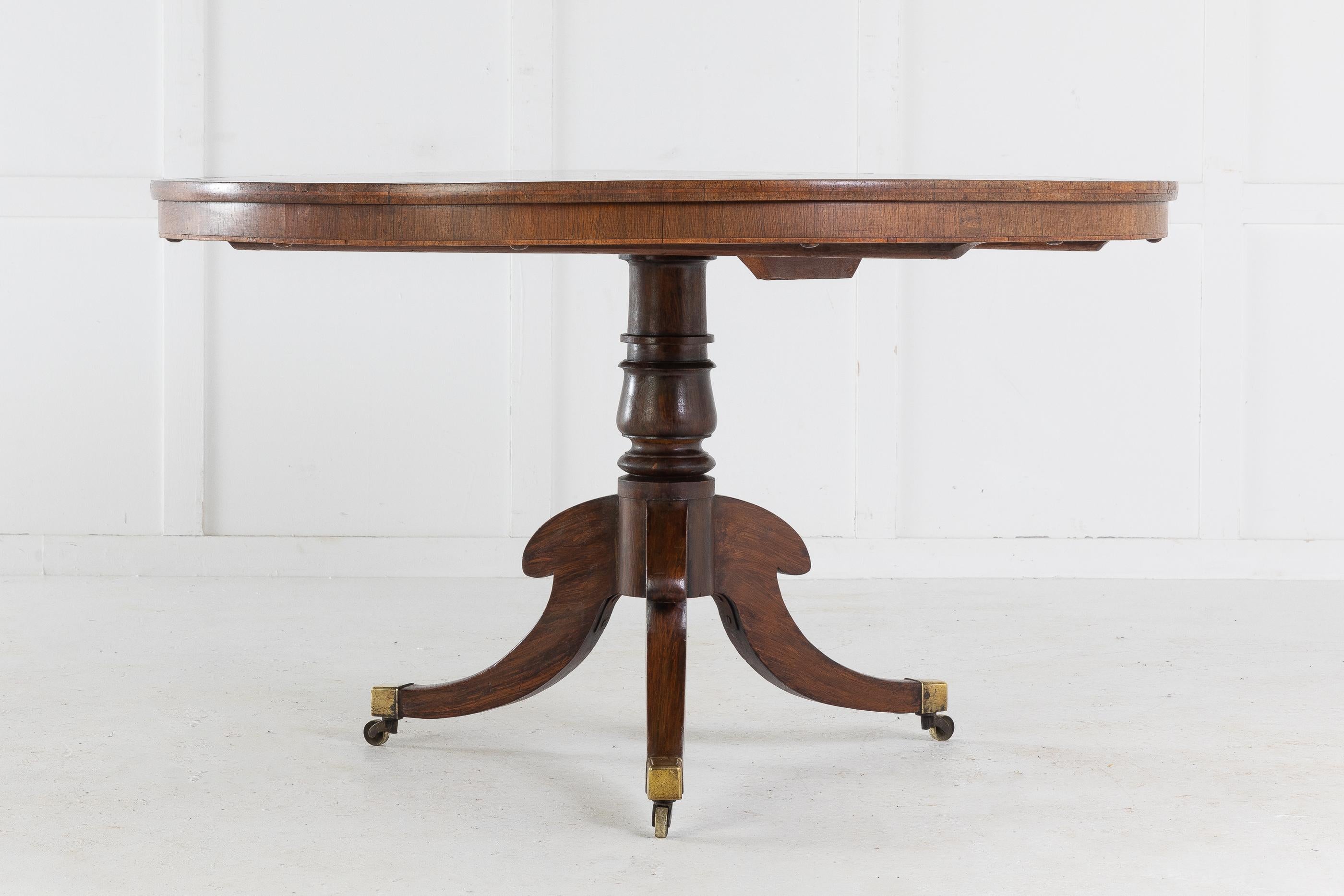 English Regency 19th Century Rosewood Circular Table In Good Condition In Gloucestershire, GB
