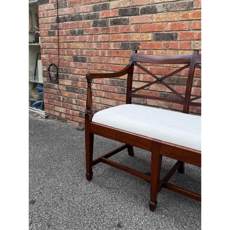 English Regency Bench for Two In Good Condition For Sale In Nashville, TN