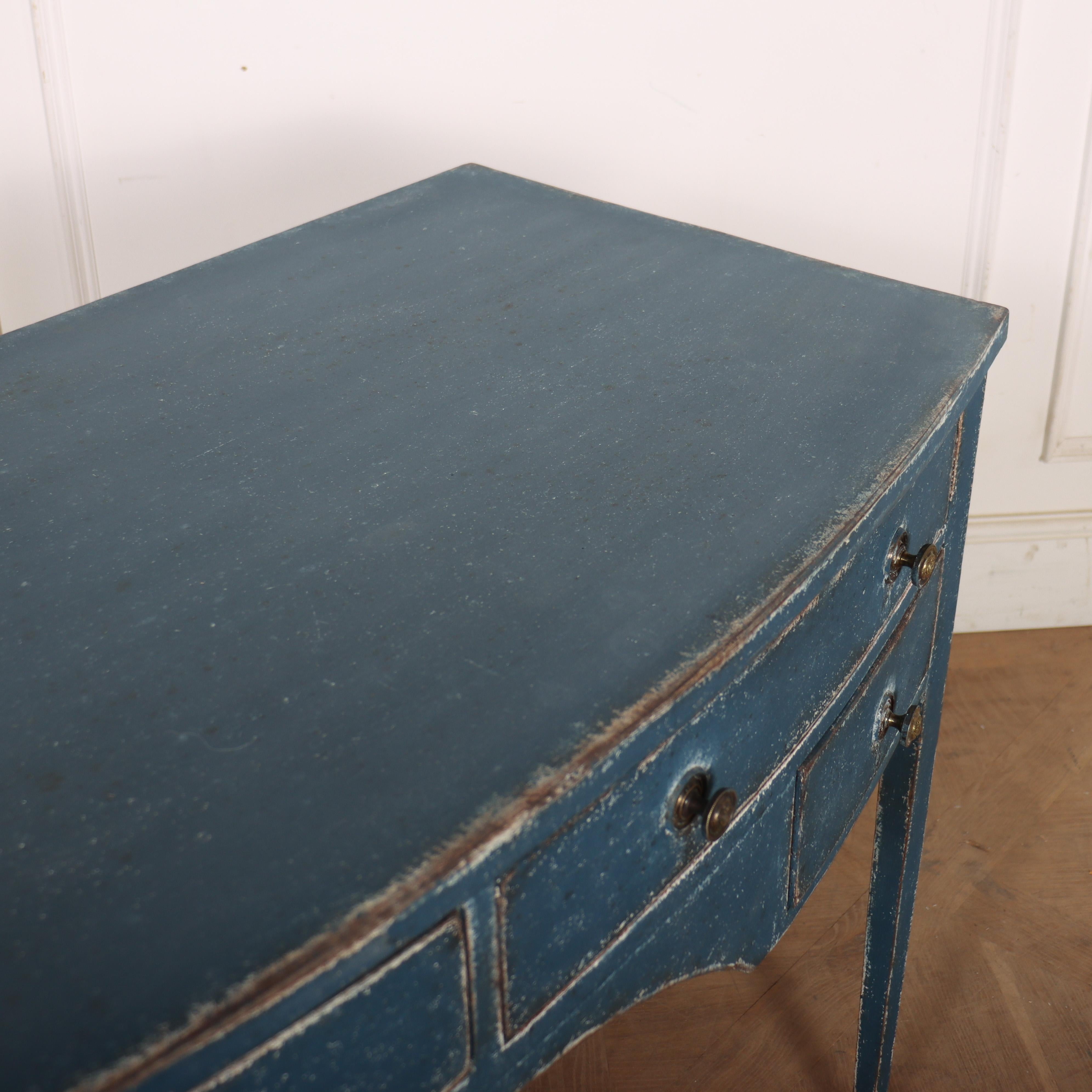 Pine English Regency Bow Front Desk For Sale
