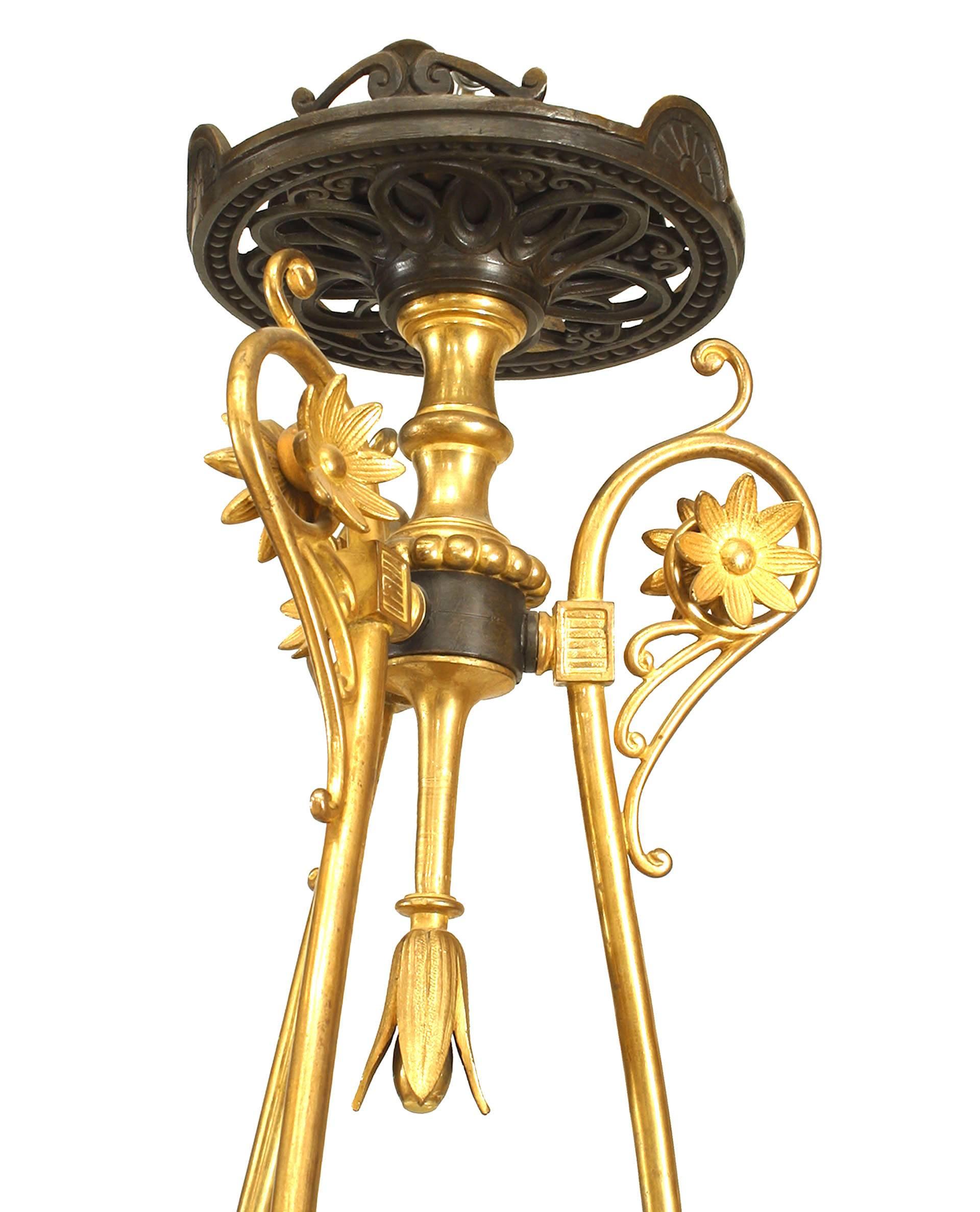 English Regency Glass and Bronze Lion Pendant Chandelier In Good Condition For Sale In New York, NY